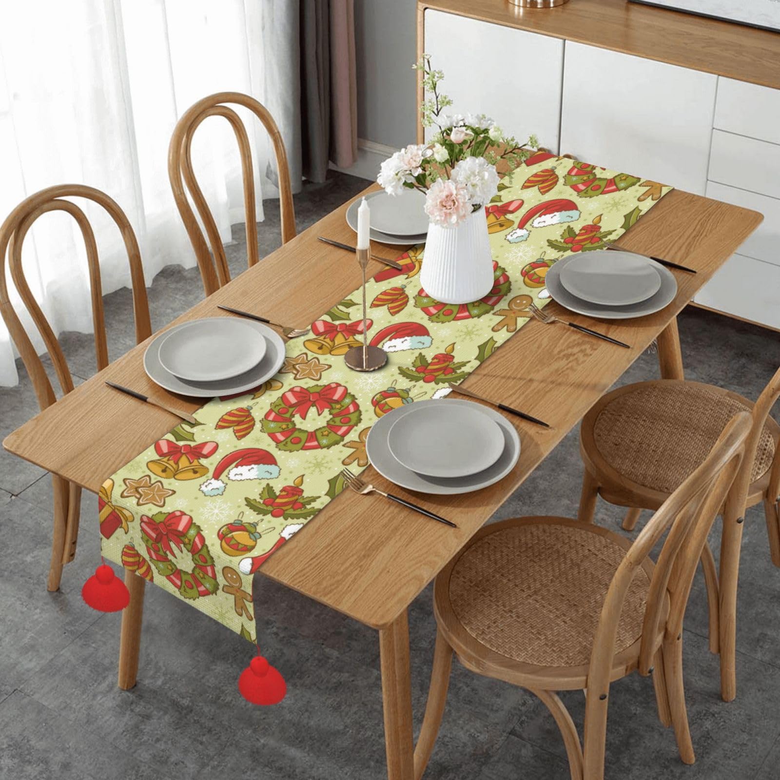 Chemin de table antidérapant Noël à pompons lavable pour protection et déco de table cuisine