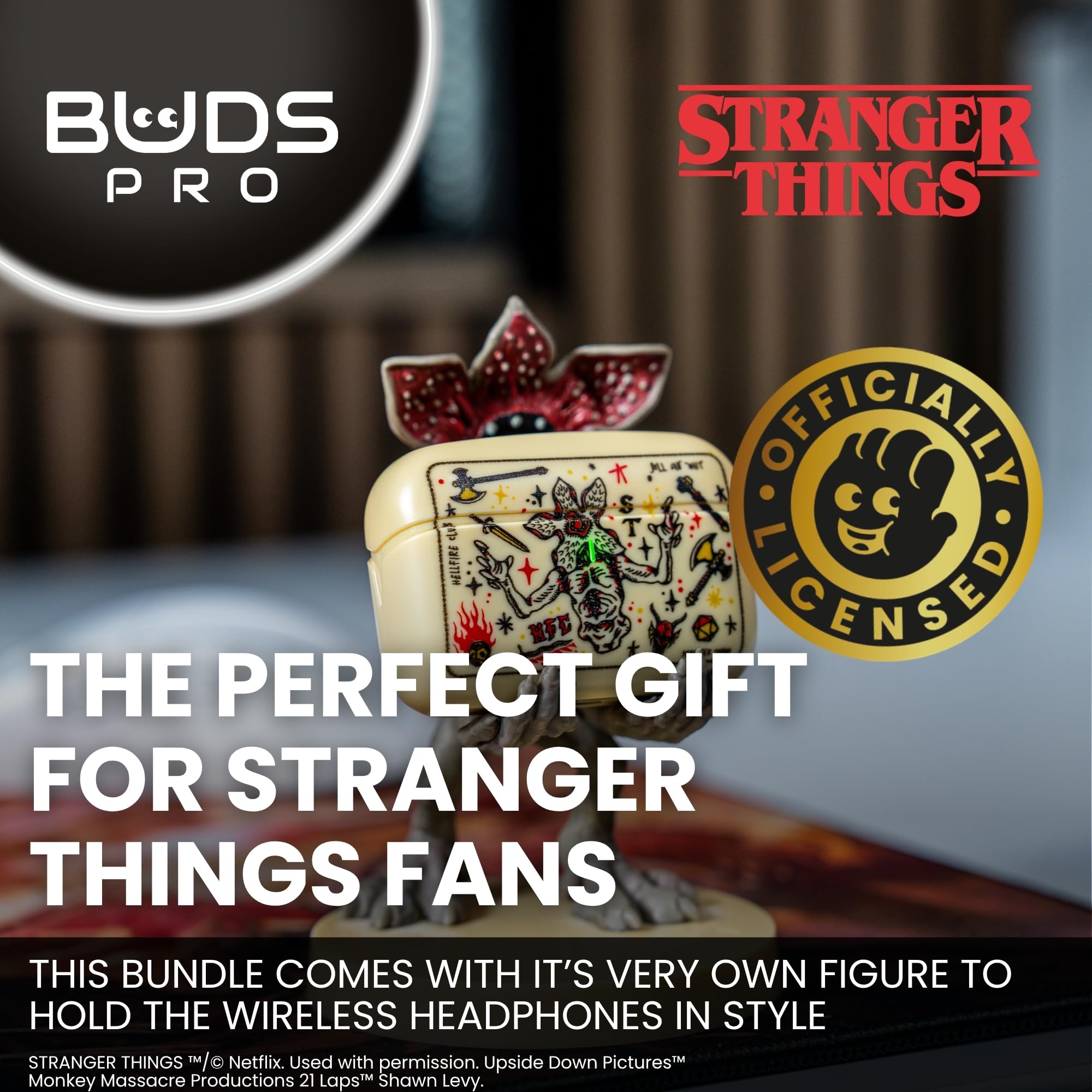Buds Pro Stranger Things Hellfire Club Écouteurs Bluetooth sans fil et Support de téléphone - Écouteurs intra auriculaire avec micro, 28+ H d’autonomie, Réduction de bruit active et Certification IPX4