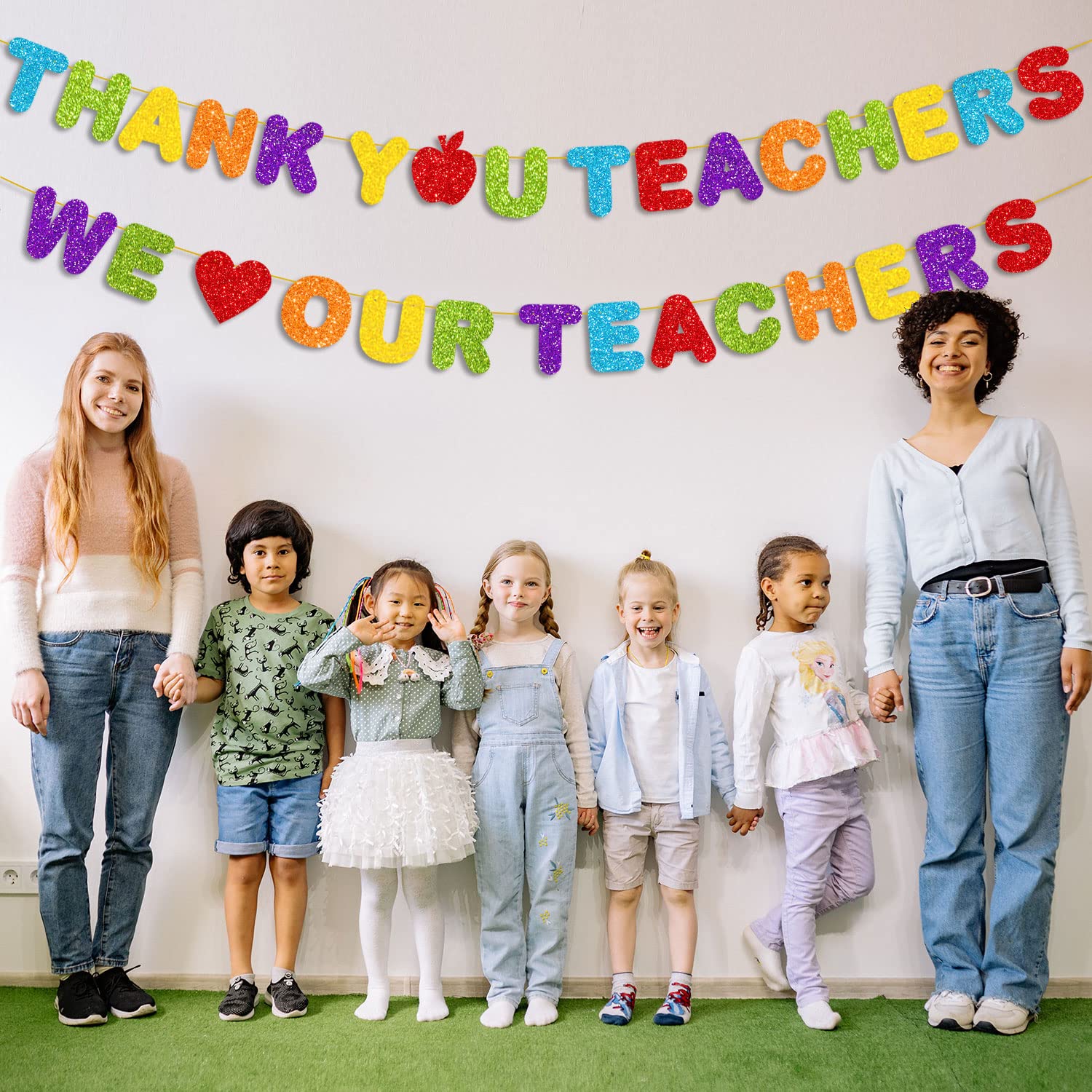 PTFNY Pancarta de agradecimiento con purpurina para profesores con texto en inglés "We Love Our Teachers" para decoración de fiesta del día del profesor