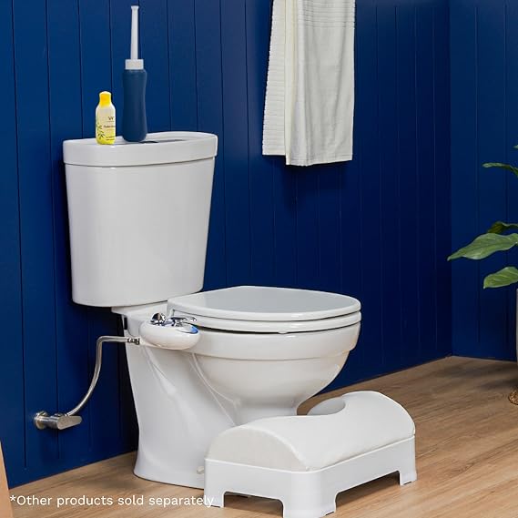 LUXE Bidet Portable Travel Bidet - 450-mL Capacity, Non-Slip, Ergonomic Bottle with Retractable Nozzle and Storage Bag