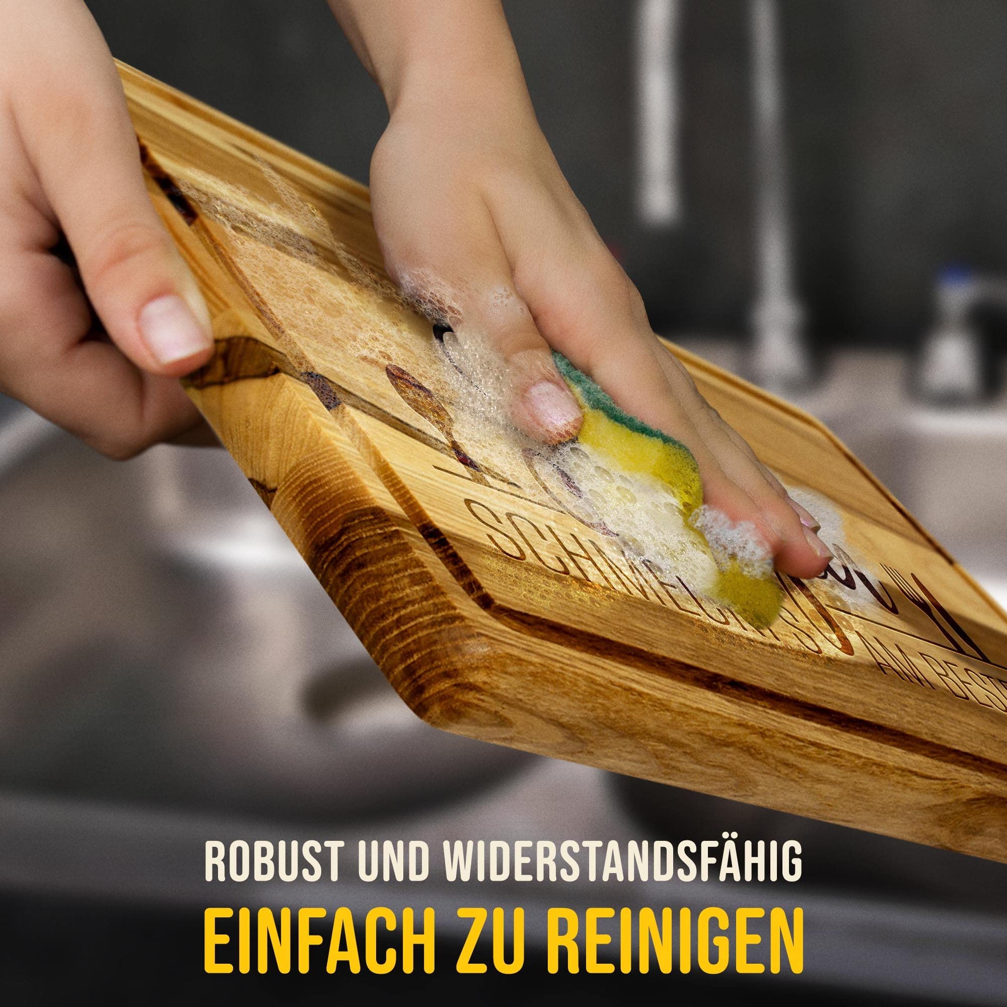 Großes Holzbrett mit Gravur - Bei Papa schmeckt's am besten - Schneidebrett gravieren| Eschenholz, 40 x 25 x 2 cm, Geschenk mit Gravur, Geschenk für Papa