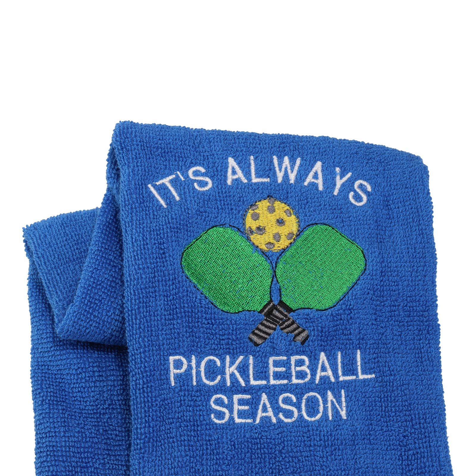 Serviette en coton pickleball LEVLO sur le terrain de sport et au club