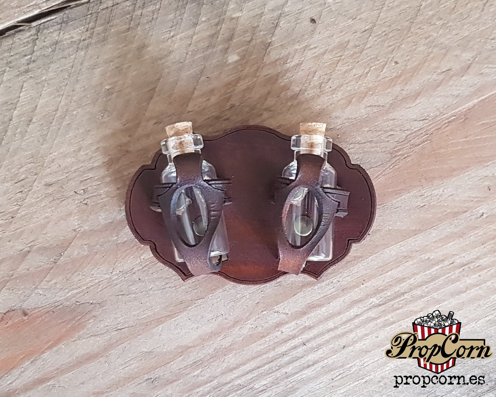 Belt Potion holder for two small bottles. Made of veg leather for adventurers, steampunk, alchemist, healers, cosplay or just to keep spices. (Dark Brown)