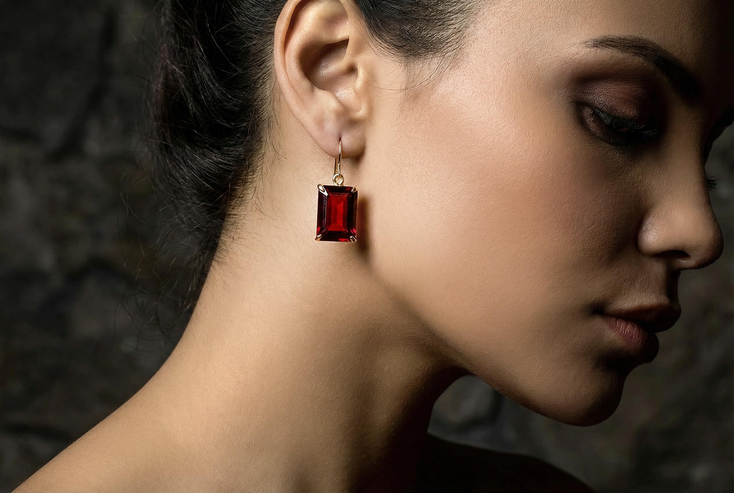 Pendientes Rectangulares de Granate de Plata 925 - Pendientes con Piedra de Nacimiento de Enero con Acabado Paladio - Joyas de Piedras Semipreciosas Hechas a Mano