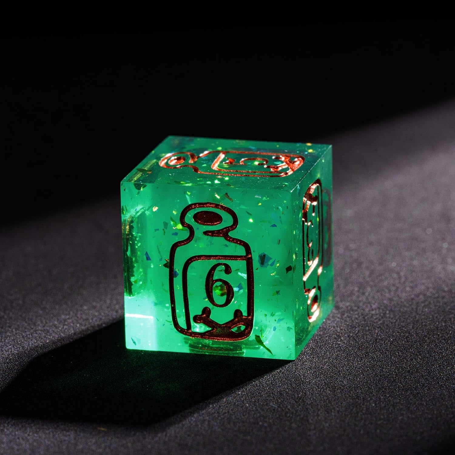 Cusdie 7-Die Sharp Edges DND Dice Set, Ranger Pattern Polyhedral D&D Dice Set for DND TTRPG Role Playing Games(Green w/Rose Gold Ranger Pattern)