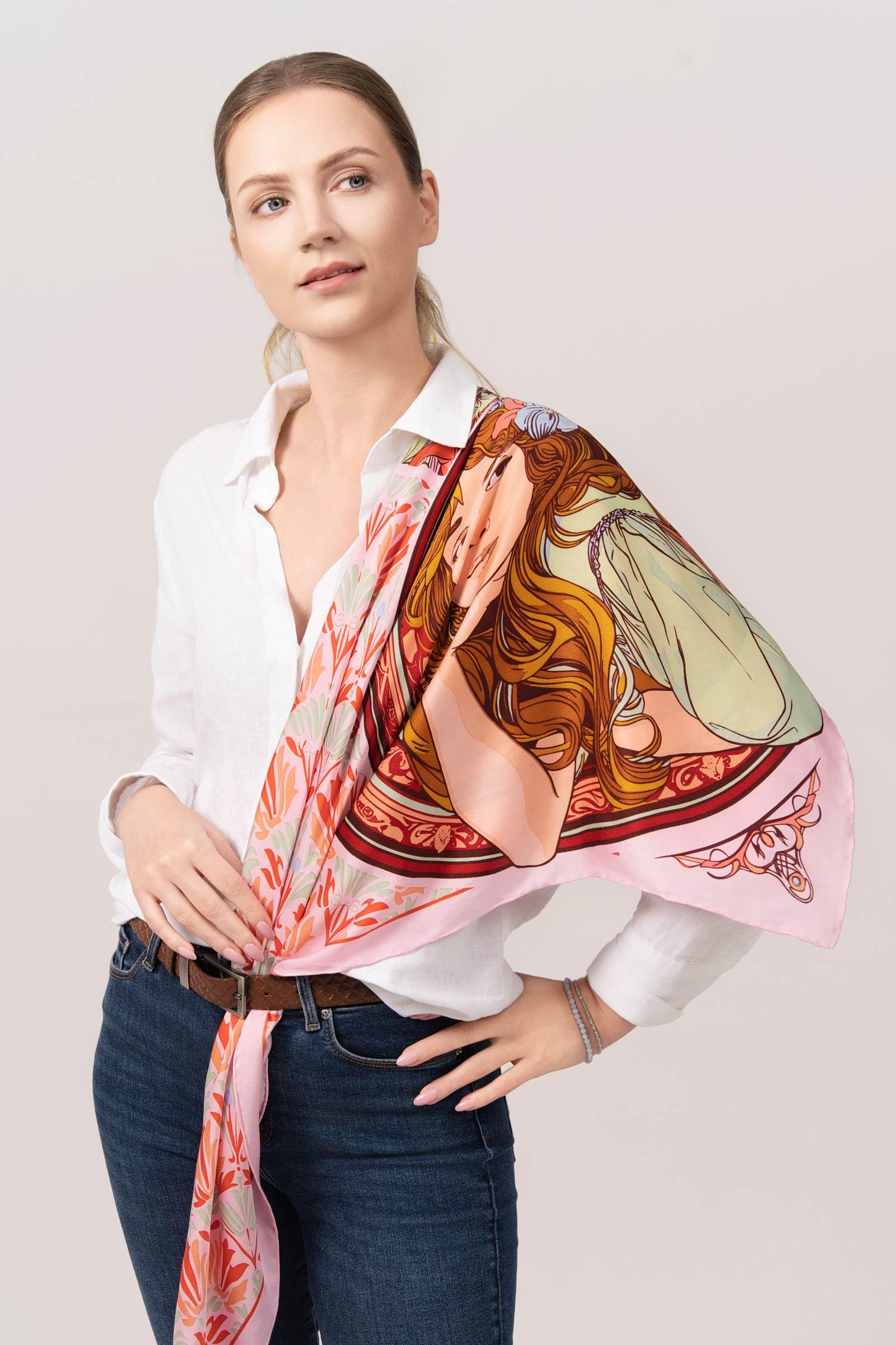 Grand Carré de Soie Naturelle 100 x 100 cm - Foulard Soie Femme Imprimé en Sérigraphie - Carré Soie Roulottage Manuel - Soie Satin - Emballage Soigné