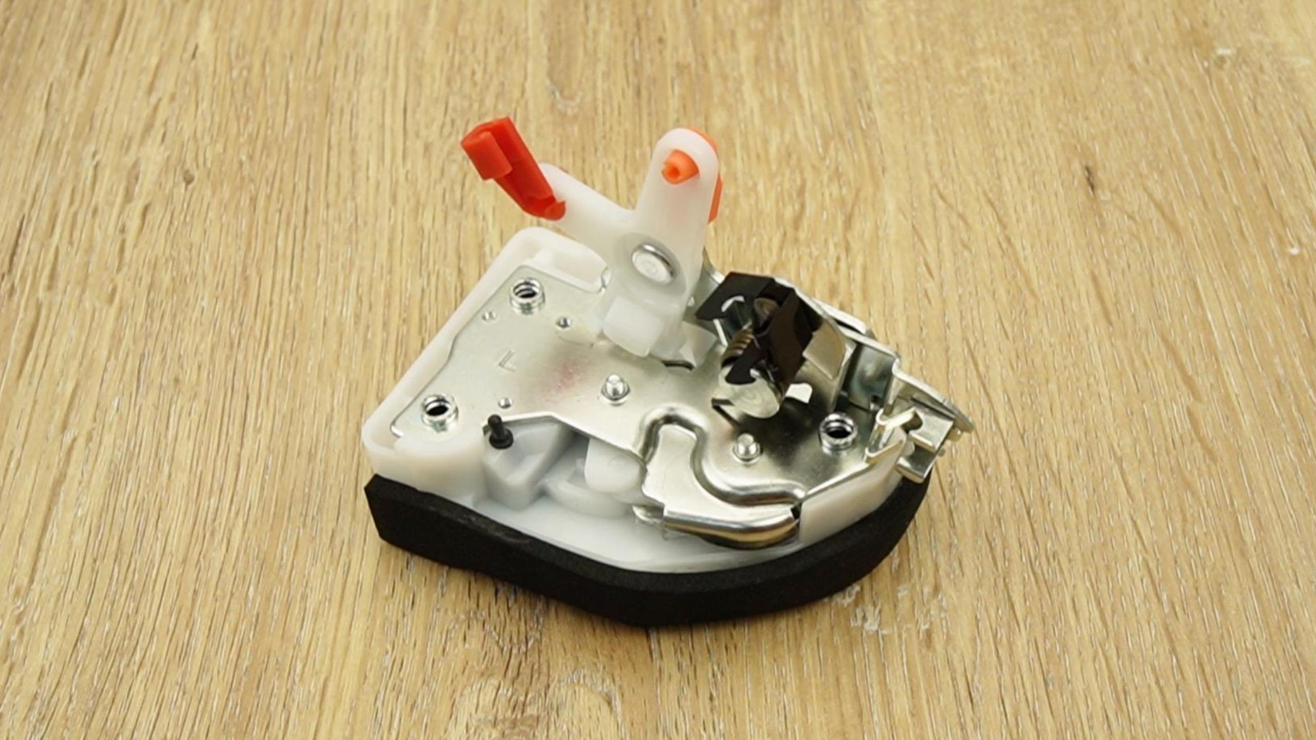 Image of Front Left Driver Side Door Lock Latch Actuator Assembly Fit for Jeep Wrangler TJ SE Sport 2.5L Sahara X Sport 4.0L 1997 1998 1999 2000 2001 2002, Replace 55075991AE 055075991