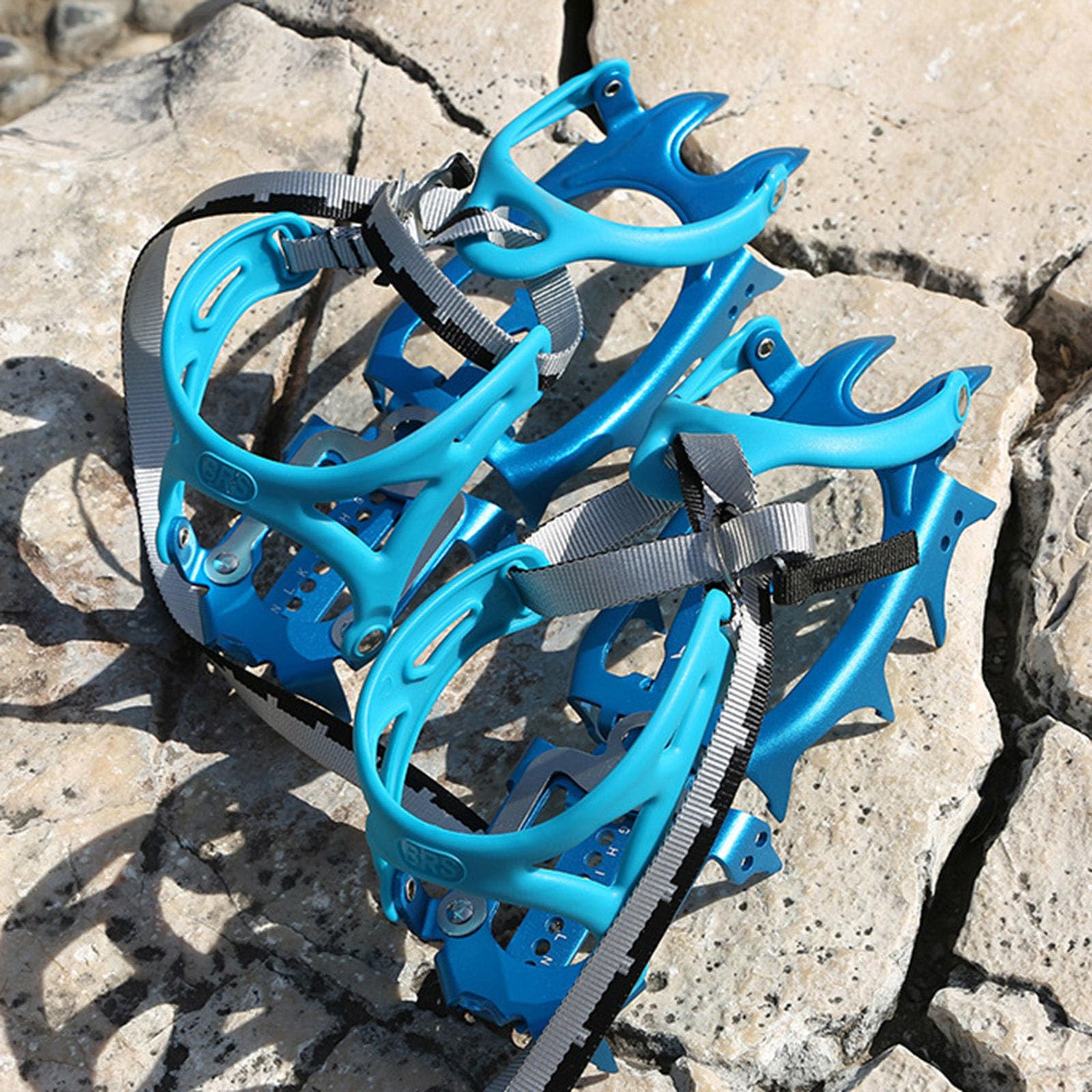 Semelles Crampons Neige Chaussures, Crampons Anti Verglas Universels Antidérapants pour la Neige, Dispositif de Traction pour la Marche Hivernale, Adapté Randonnée Marche