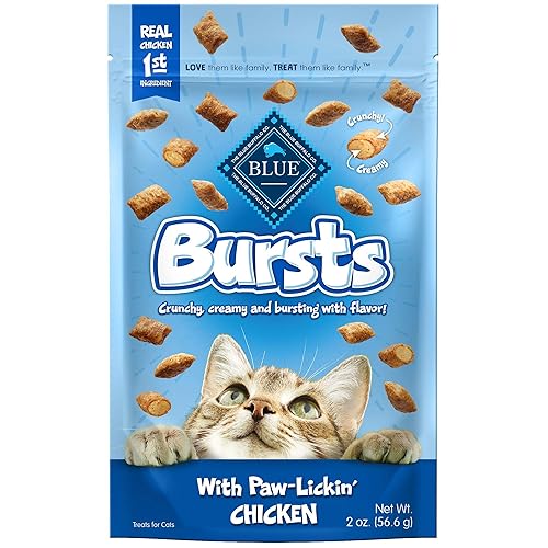 Blue Buffalo Bursts Crunchy & Creamy Cat Treats, Great for Training, Paw-Lickin' Chicken, 2-oz Bag ( 6 pack) - Chicken - 2 Ounce (Pack of 6)