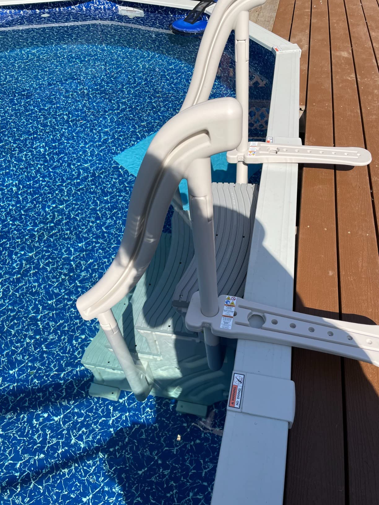 CONFER Curve Above Ground Pool Steps - Base Unit For Safe Entry/Exit, Holds 400 Lbs, 27" Wide Treads, USA Made