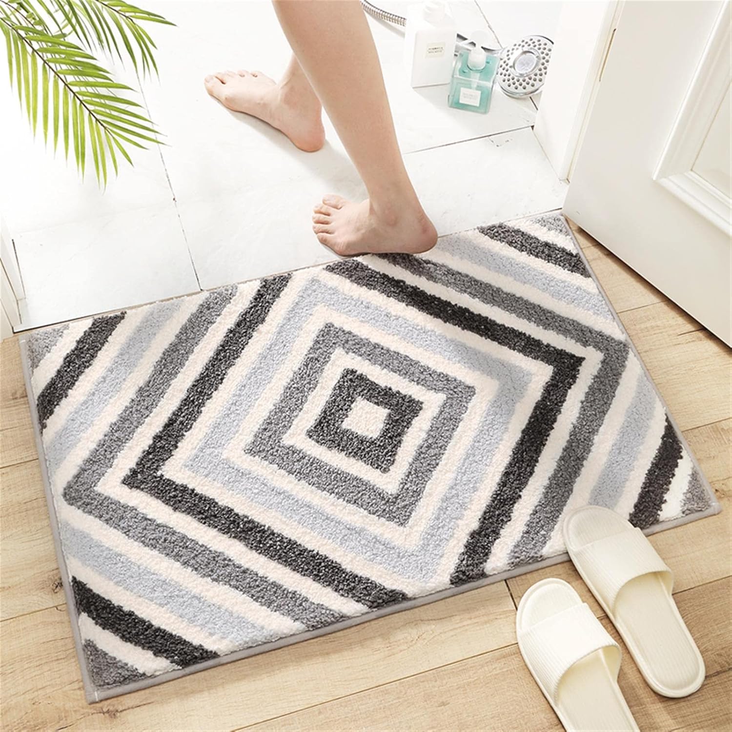 Extra Soft Plush Shaggy Bath Mat, Water Absorbent Non Slip Bathroom Rugs, Geometric Pattern Bath Rug for Bathroom Floor, Machine Washable,Grey,31.5"x20"