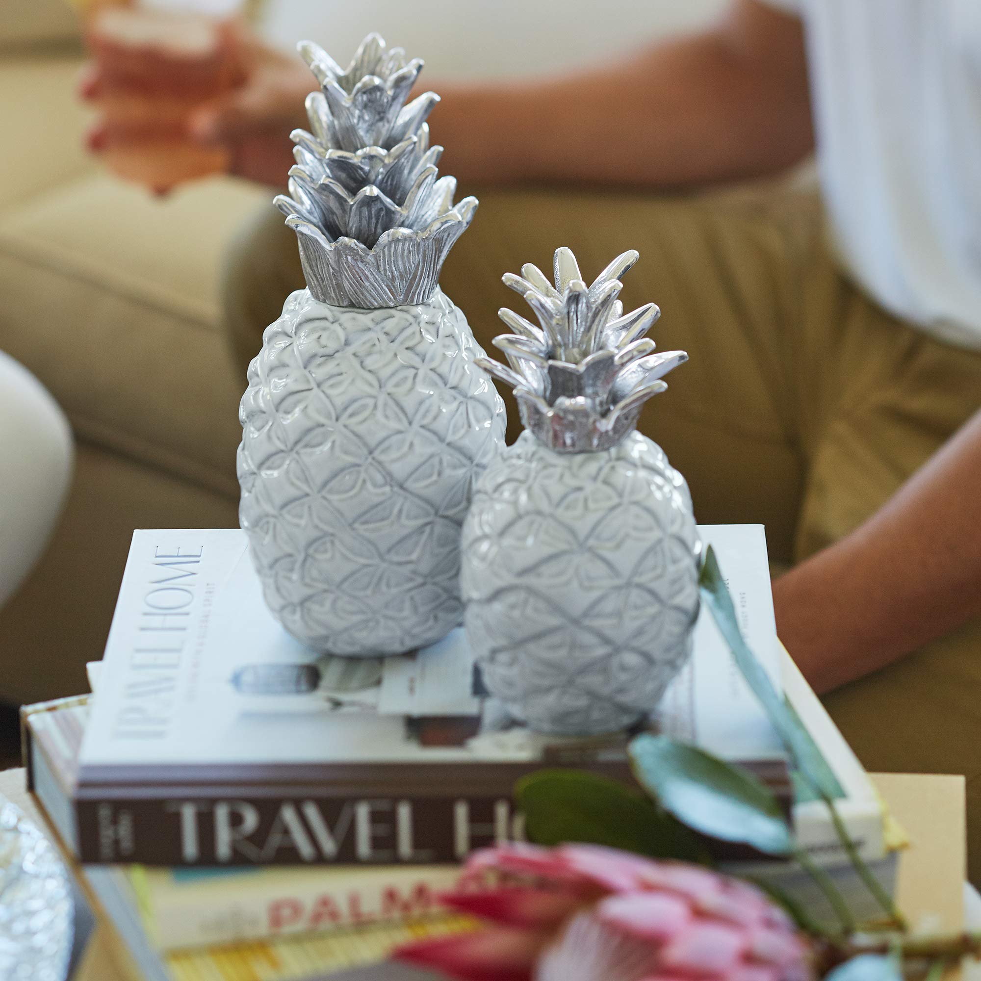 Amazon.com: MARIPOSA Large Pineapple Ceramic with Metal Top, One