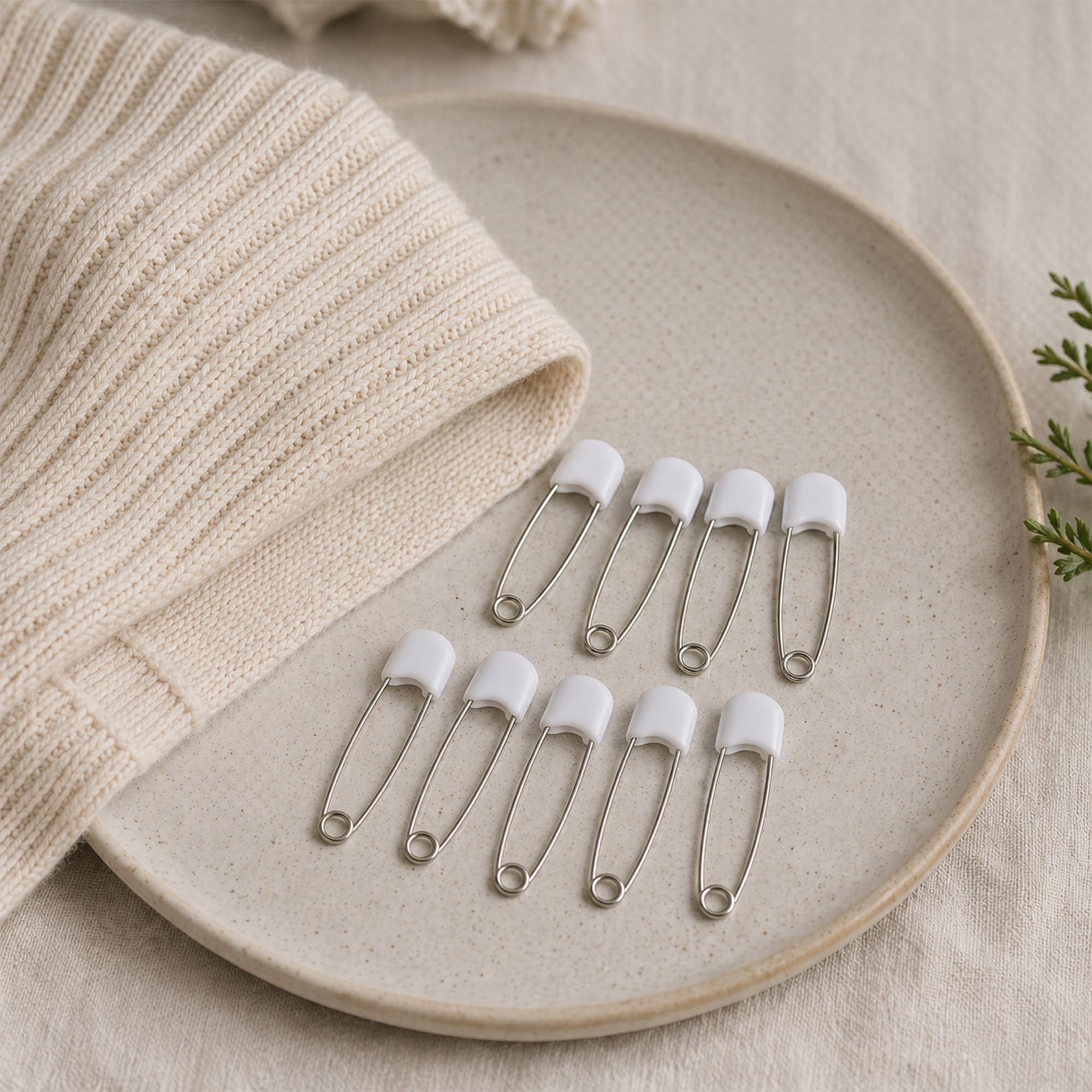 Lot de 24 épingles à nourrice en plastique pour couches de bébé, 5,6 cm, attaches de tête durables avec fermetures à verrouillage de sécurité, idéales pour les couches en éponge, les couches plates et