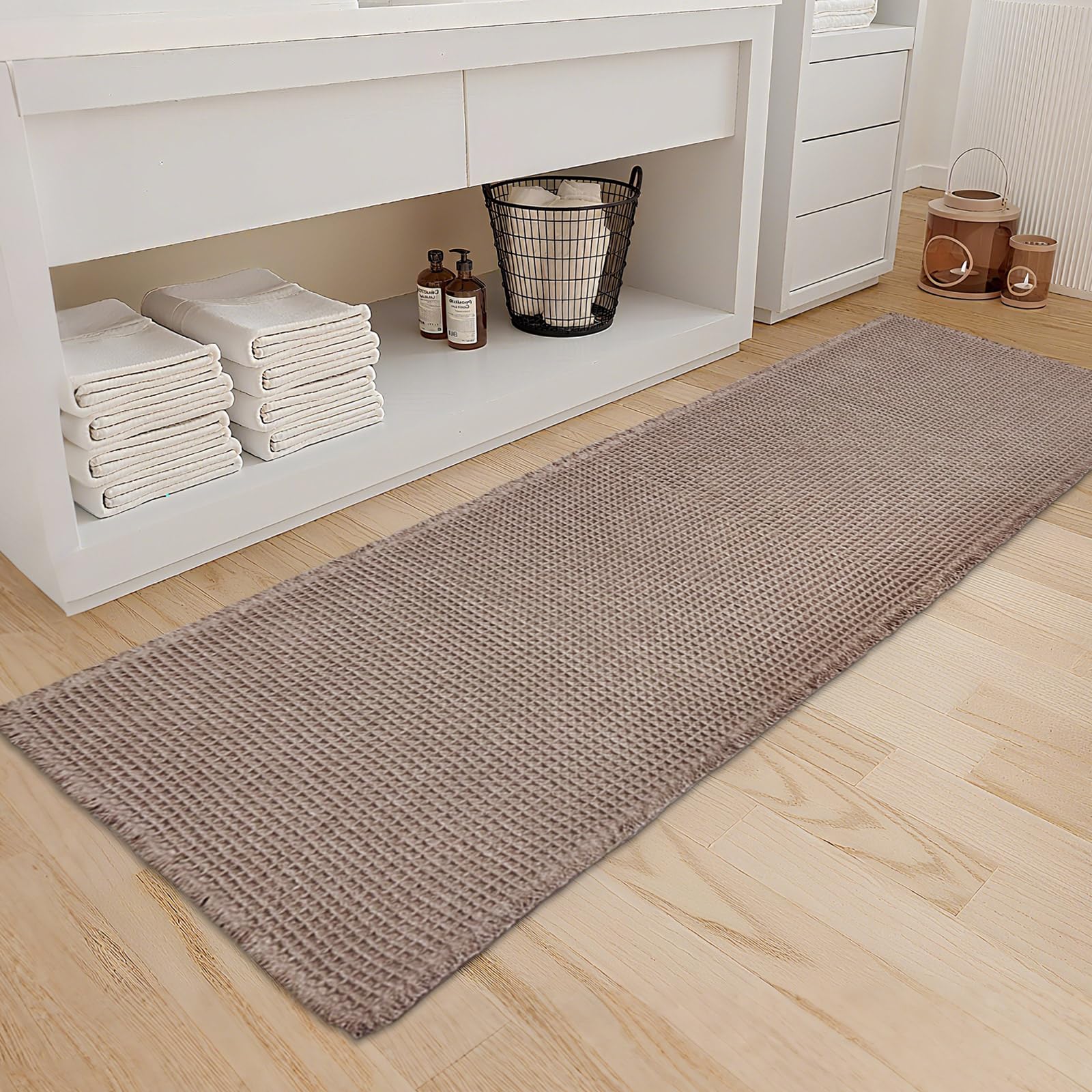 Soft Checkered Bathroom Rug Mat - Super Absorbent, Non-Slip TPR Backing, Quick Dry, Khaki