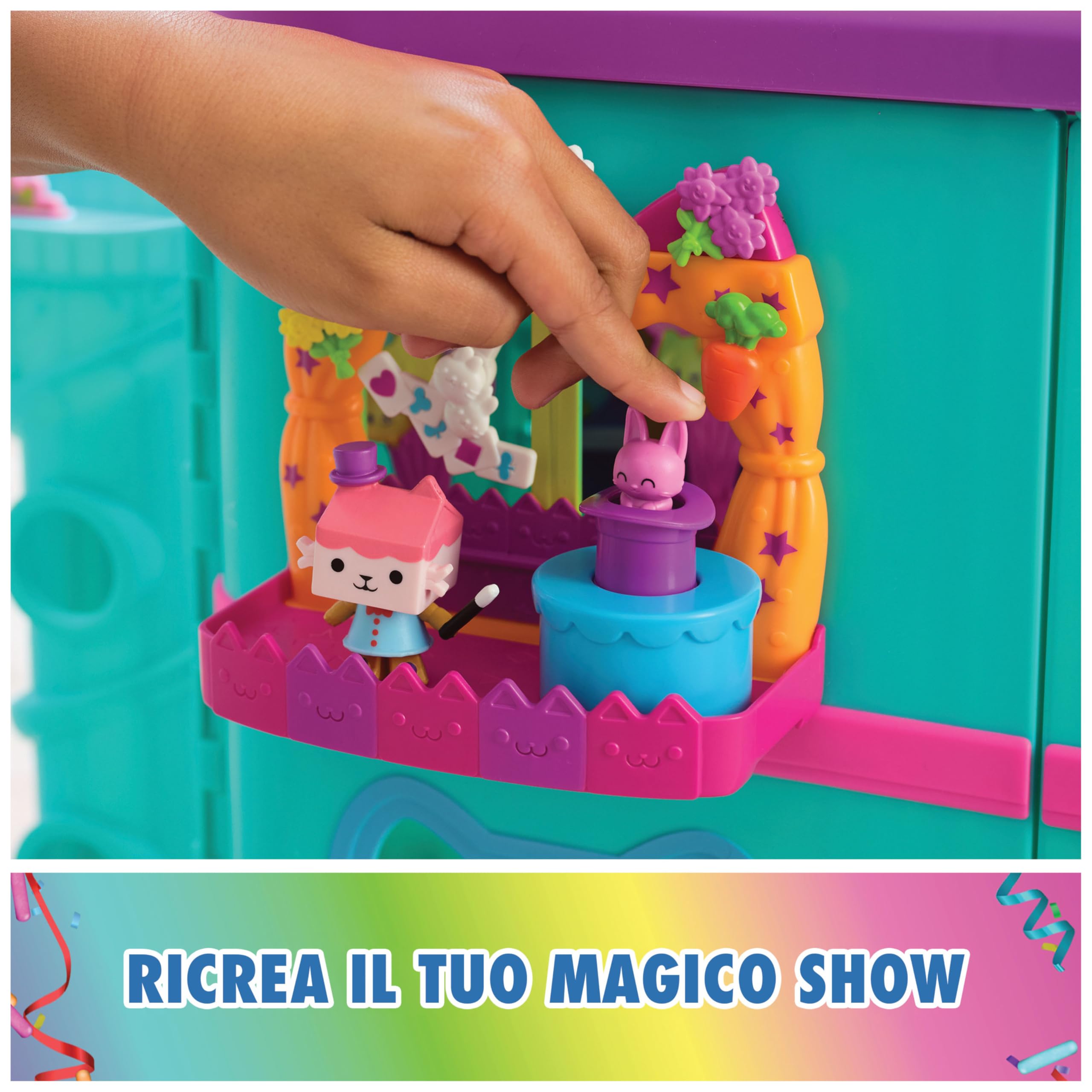 Gabby's Dollhouse, Set di Gioco Balcone per il Talent Show di Baby Box, 8 Pezzi con Personaggi e Accessori per Casa delle Bambole, Gioco Sensoriale per Bambine e Bambini dai 3 Anni in Su