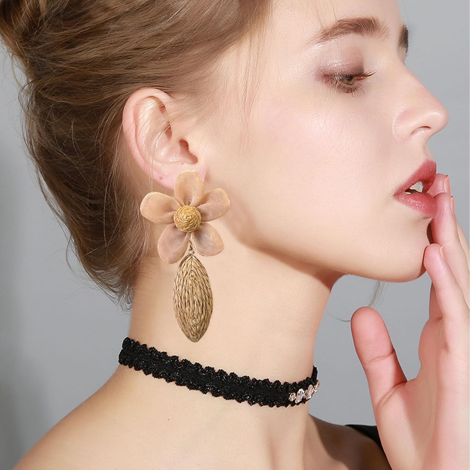 Flower Rattan Earrings for Women Statement Boho Raffia Straw Wrapped Flower Drop Dangle Earrings Summer Tropical Beach - Image 2