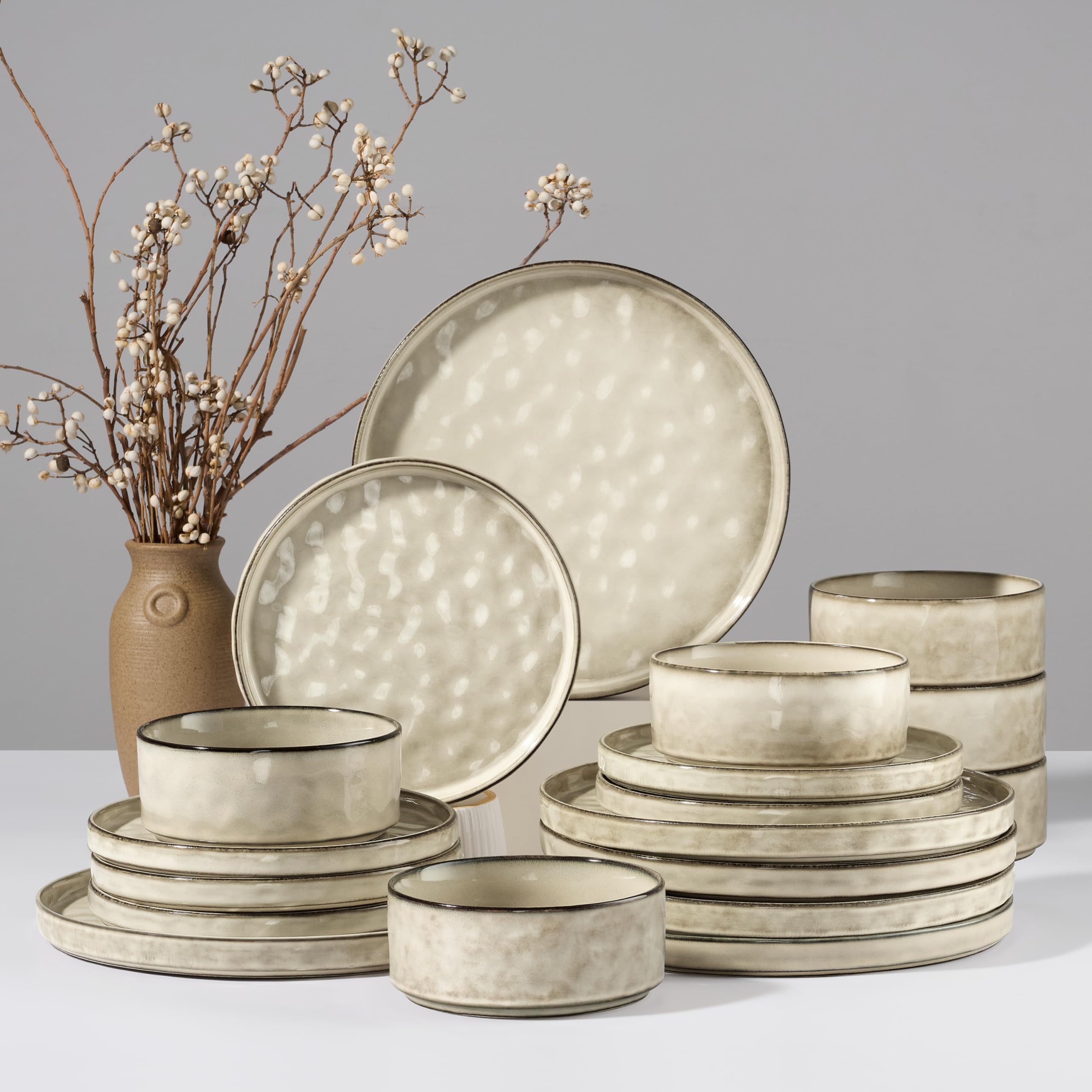 HaWare Cosmos 18-Piece Dinnerware Set