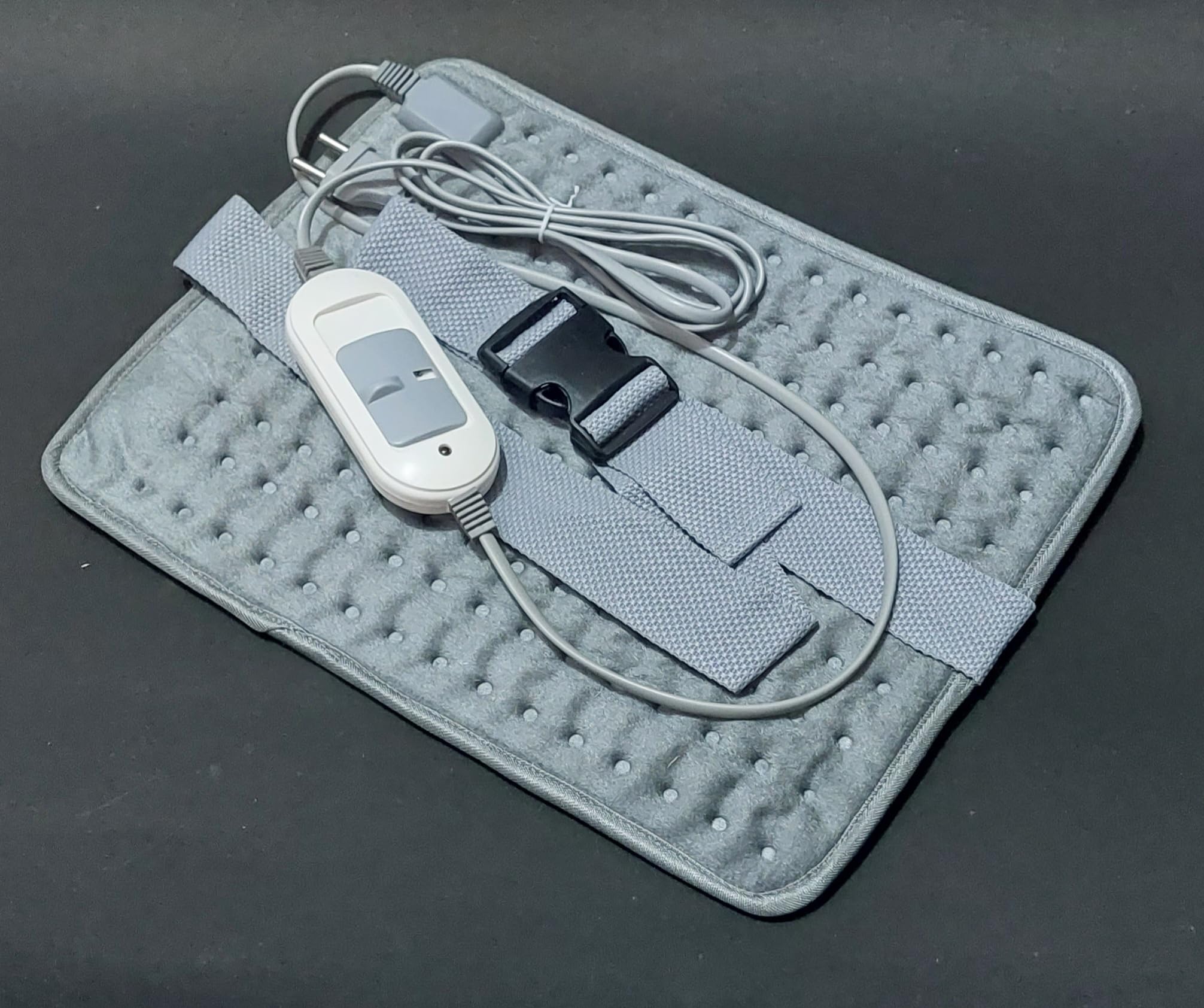 LOOKFIT Heating Pad for Muscle Pain & Period Cramps | Electric Heating Towel for Back, Neck, Leg & Shoulder Pain Relief | Orthopaedic Pain Reliever for Joints | Heat Therapy (B0CNWN5QW3) Amazon Price History, Amazon Price Tracker