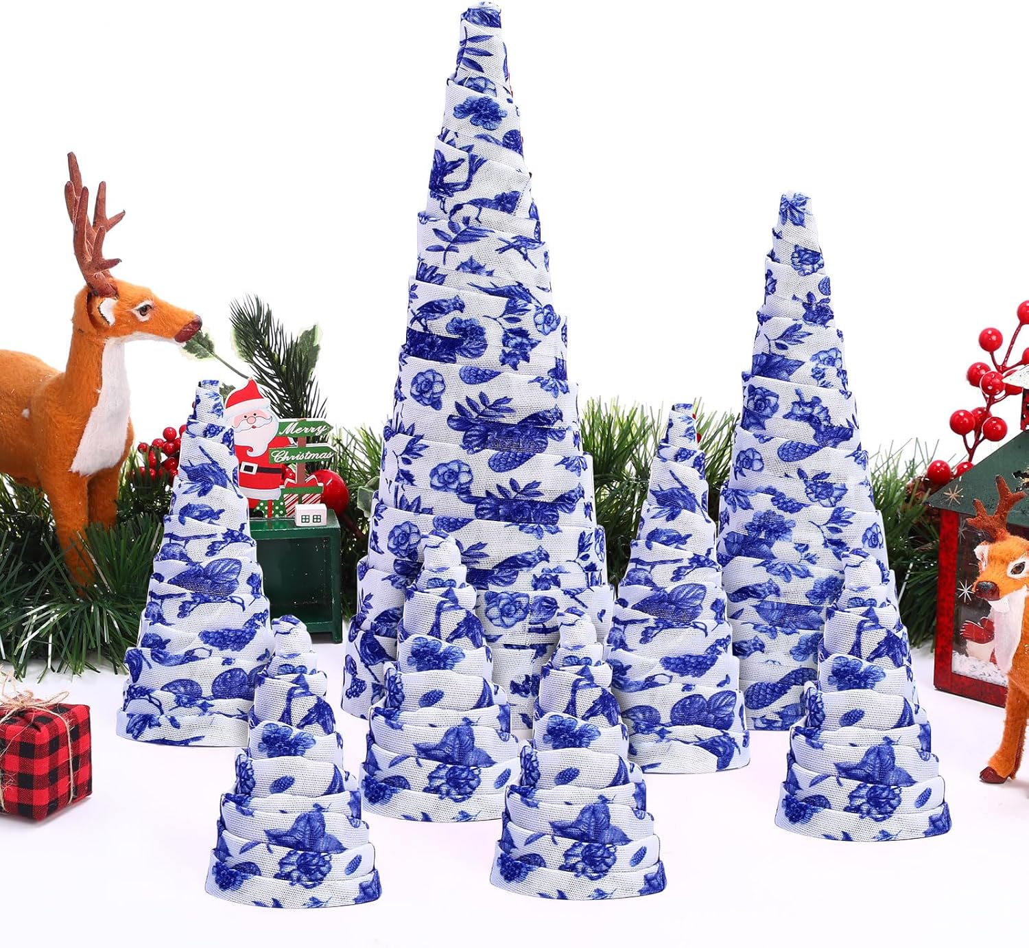 Amazon.com: Liliful 8 Pieces Christmas Velvet Trees Set Modern ...