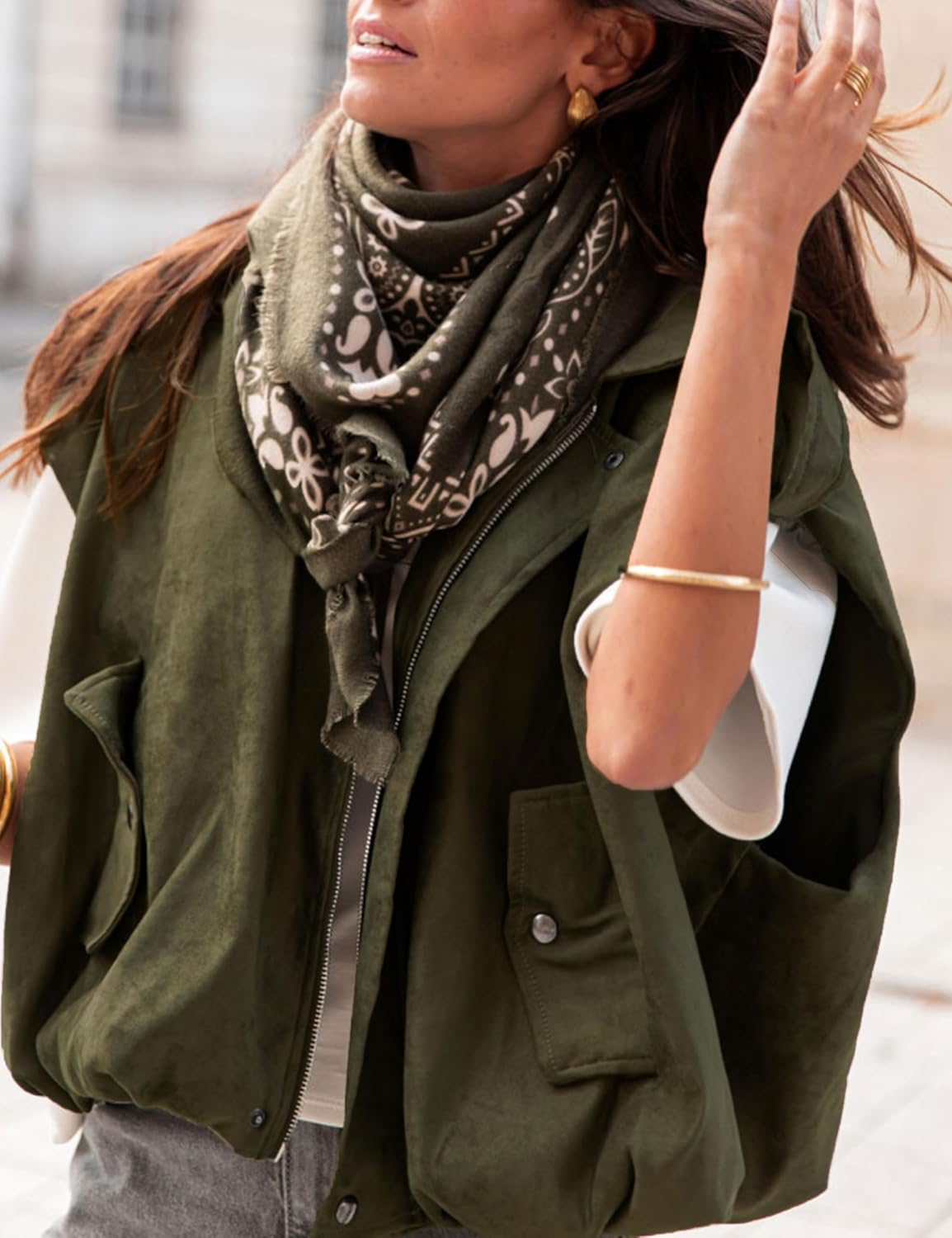 Zontroldy Womens Faux Suede Vest Cropped Bomber Jacket Casual Sleeveless Streetwear Top Vests Trendy