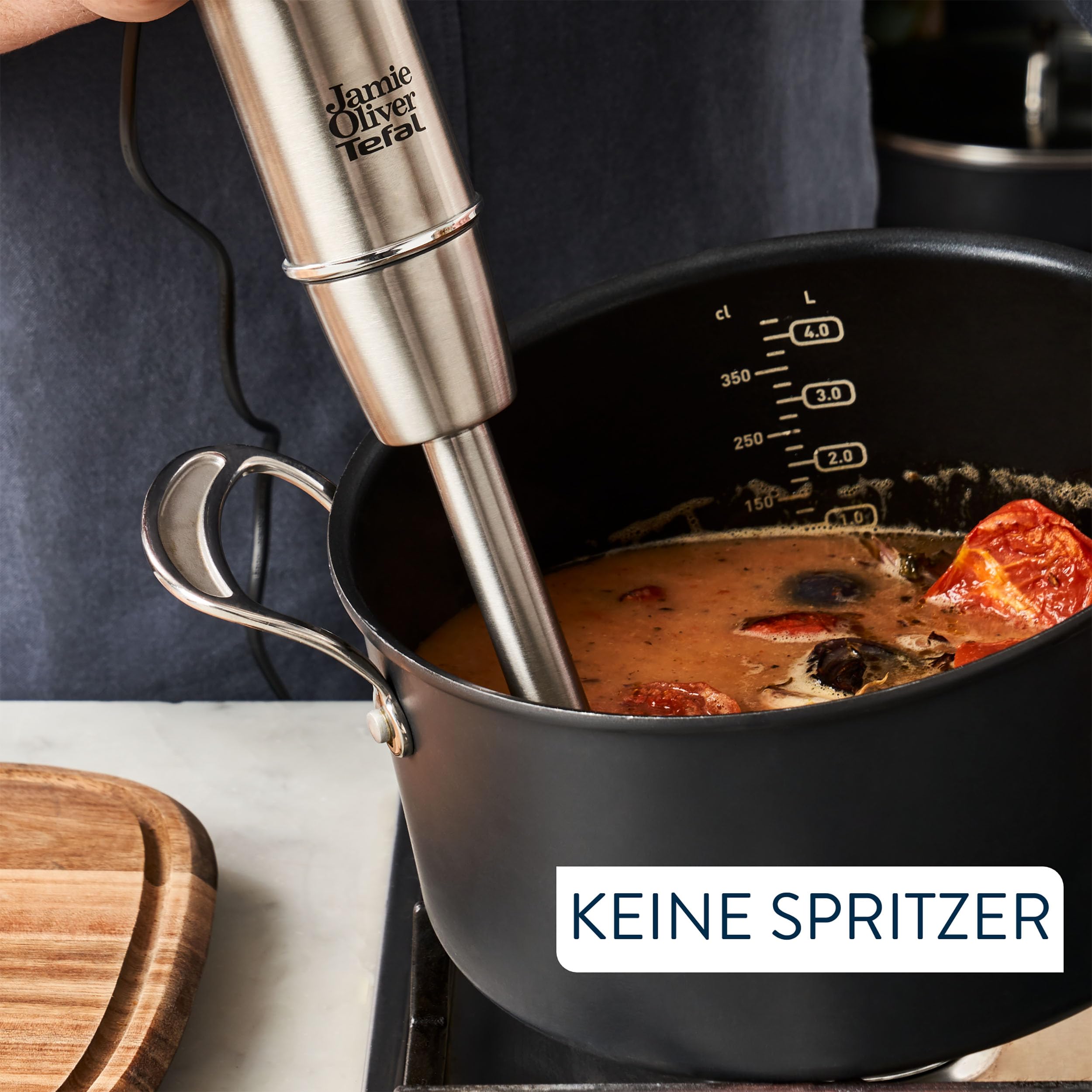Jamie Oliver by Tefal Stabmixer, Edelstahlklingen, 1200 Watt, Mixerfuß spülmaschinengeeignet, Multi-Speed Trigger, Spritzschutz, inkl. 800 ml Becher, Mixer, Schwarz/Edelstahl, HB95JD10