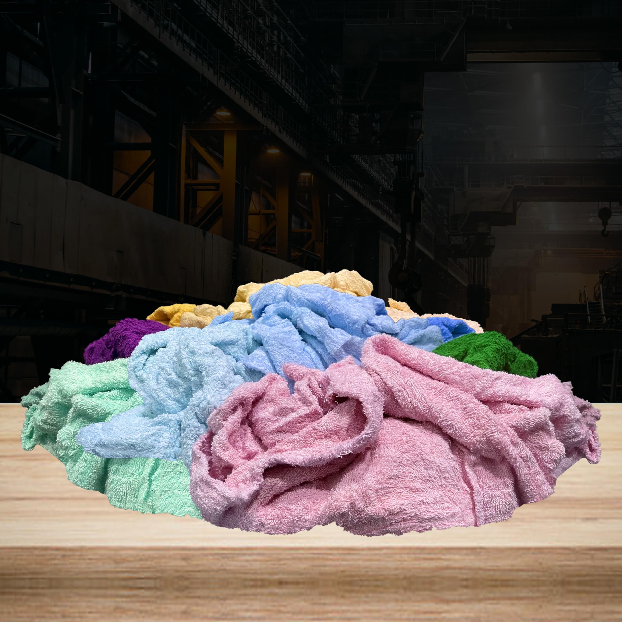 Kolorowe ściereczki do czyszczenia frotte z recyklingu jako szmatki sklepowe, ręczniki sklepowe i ściereczki do codziennego czyszczenia domu lub komercyjnego. Chłonne i wielofunkcyjne