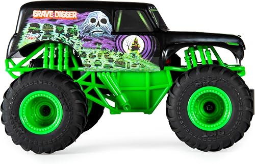 Monster Jam, Authentic Grave Digger RC, 1:24 Scale, 2.4 GHz, for Ages 4 and Up - 4