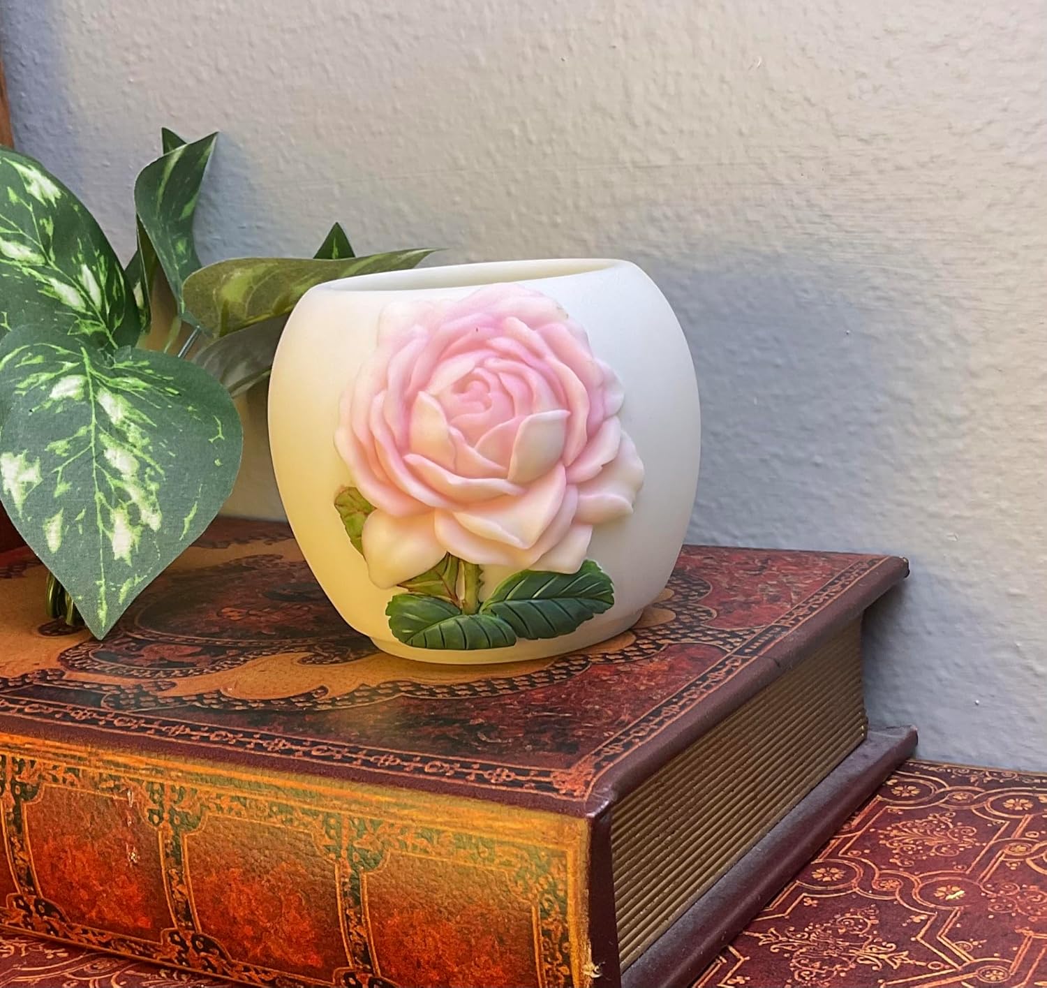 Pink Rose Votive Candle Holder Gift Set with Happy Mother’s Day Heart Magnet – Floral Rose Wreath Refrigerator Magnet 5.5 x 4.25 in – Mother’s Day Keepsake by SassyXpressions