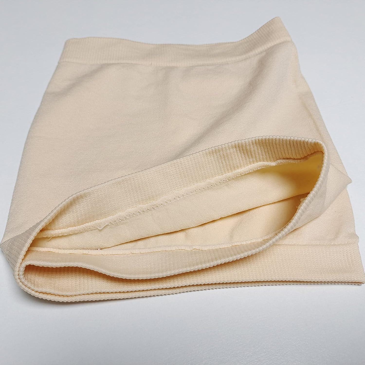 Women's Strapless Bandeau Bra Tube Top Seamless Stretchy Non Padded Bralette - Image 4