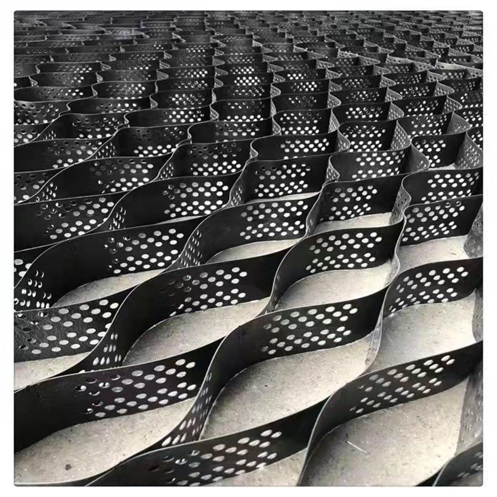 Stabilisateur de gravier pour abri de jardin et sol de cour propre