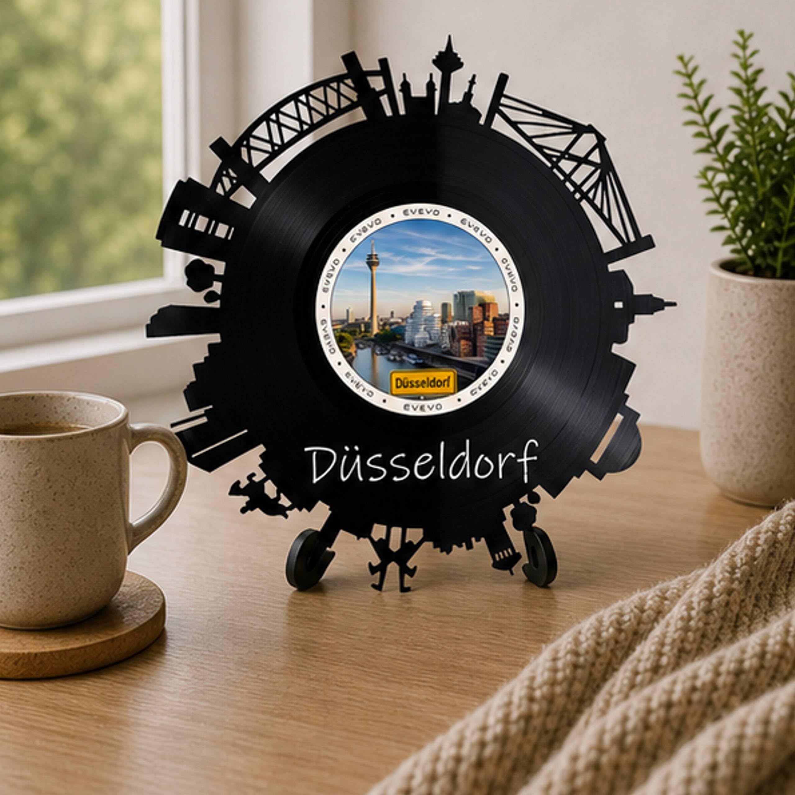 EVEVO Dekoracja ścienna z płyty gramofonowej Düsseldorf - winylowa sztuka ścienna Nadrenia Północna-Westfalia panorama prezent dla fanów Düsseldorfu, Nadrenii MedienHafen-Liebhaber D0061