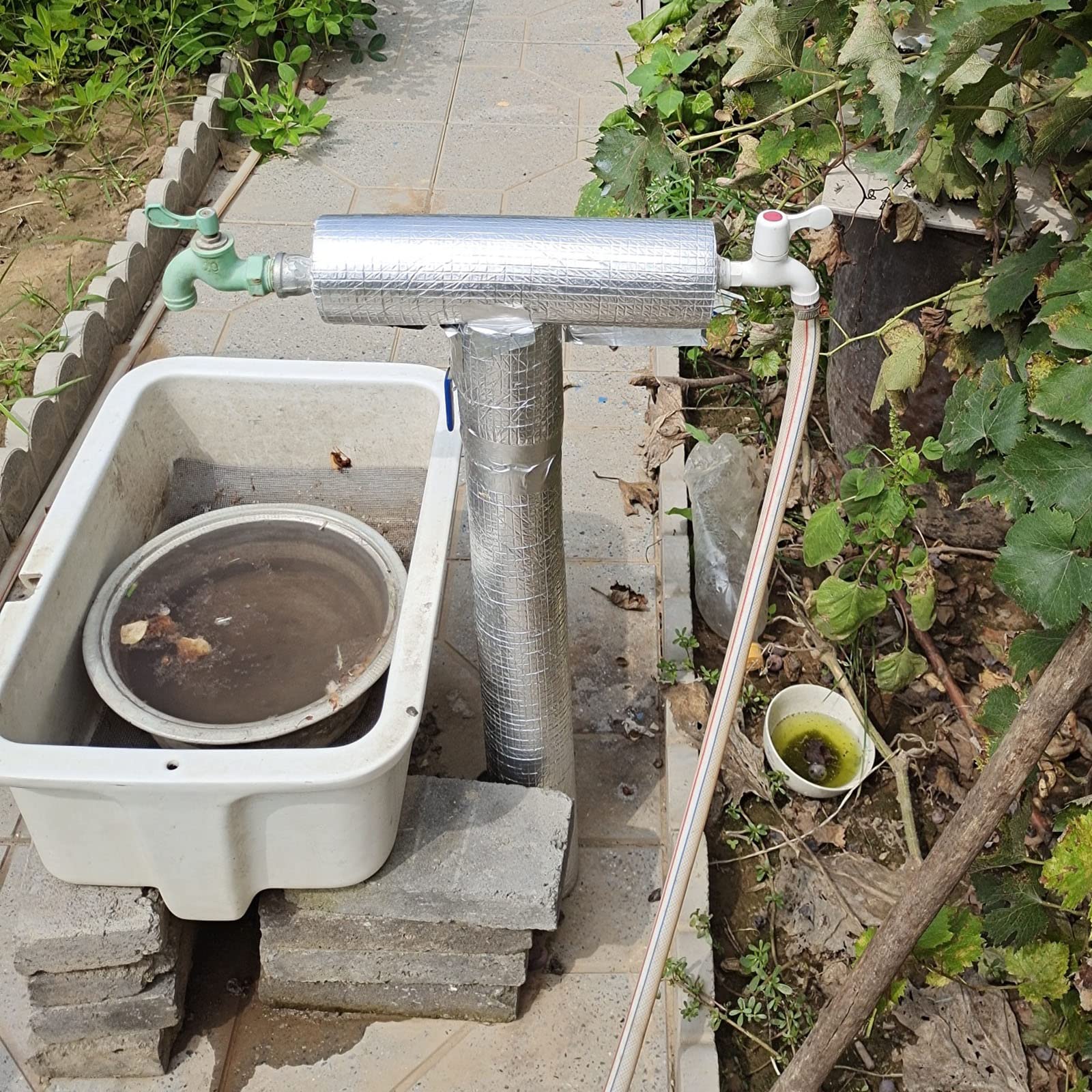 Tubo De Aislamiento De Tubería para Exteriores, Aislamiento De Tubería De Espuma Autoadhesiva Abierta, Diseño De Lámina De Aluminio De Doble Capa, 20 Mm De Espesor, Longitud 1 M