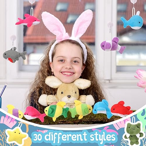 Miniatura 6 de Deekin Paquete de 100 mini animales de peluche a granel, juguetes de animales de peluche pequeños, juego de llaveros de animales de peluche, premios