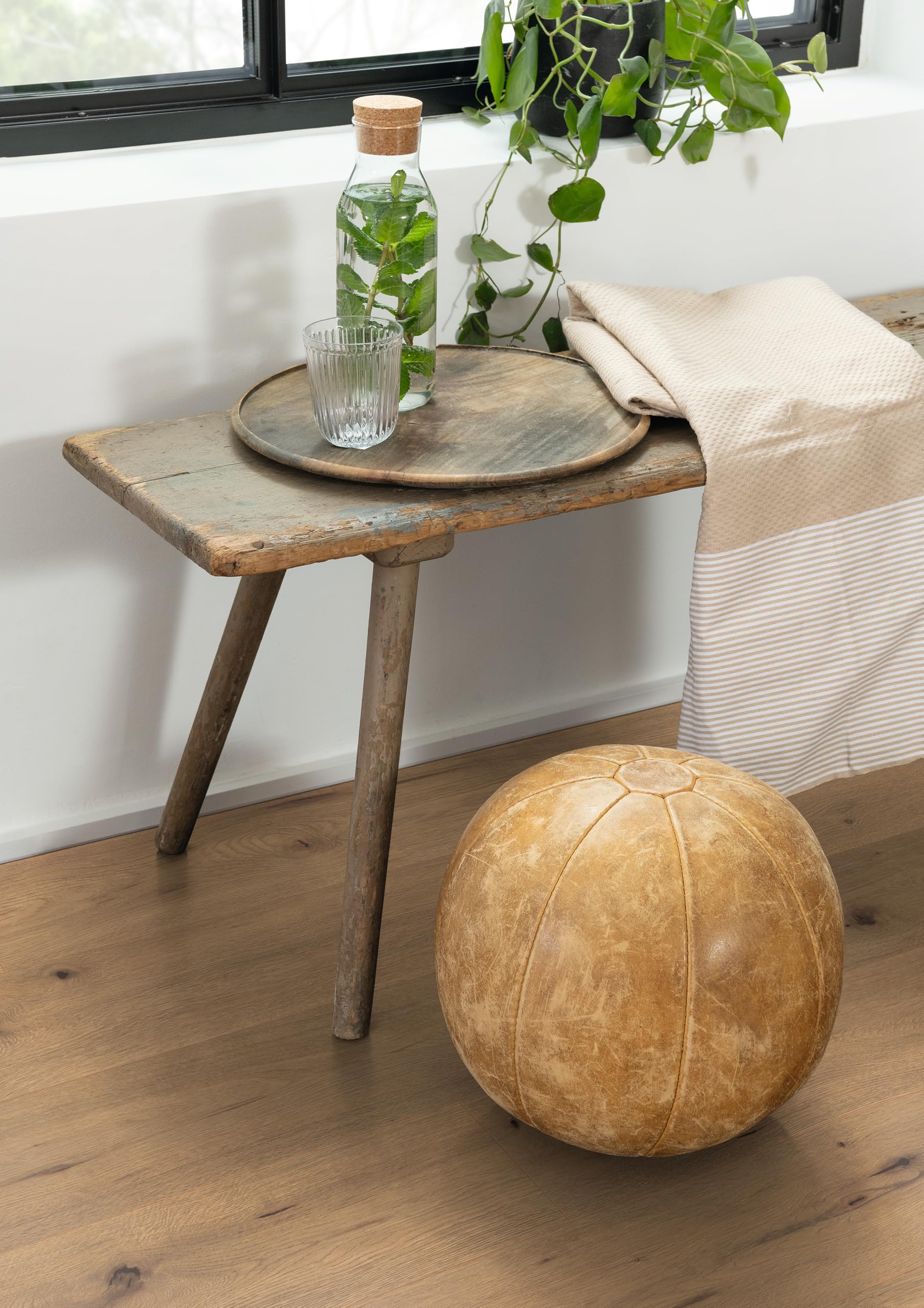 EGGER NatureSense Laminat EL2067 Wildeiche natur 1292x193x7mm (2,494m²)