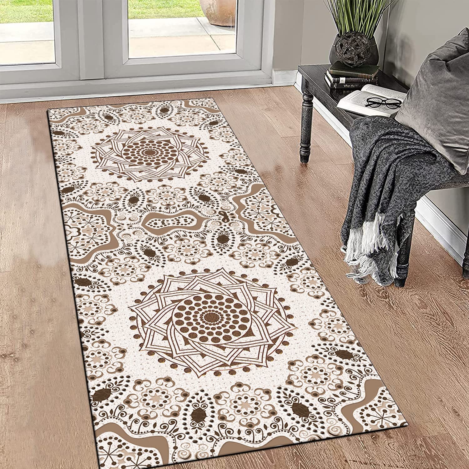 Tapis de couloir abstrait marron aux finitions sur mesure