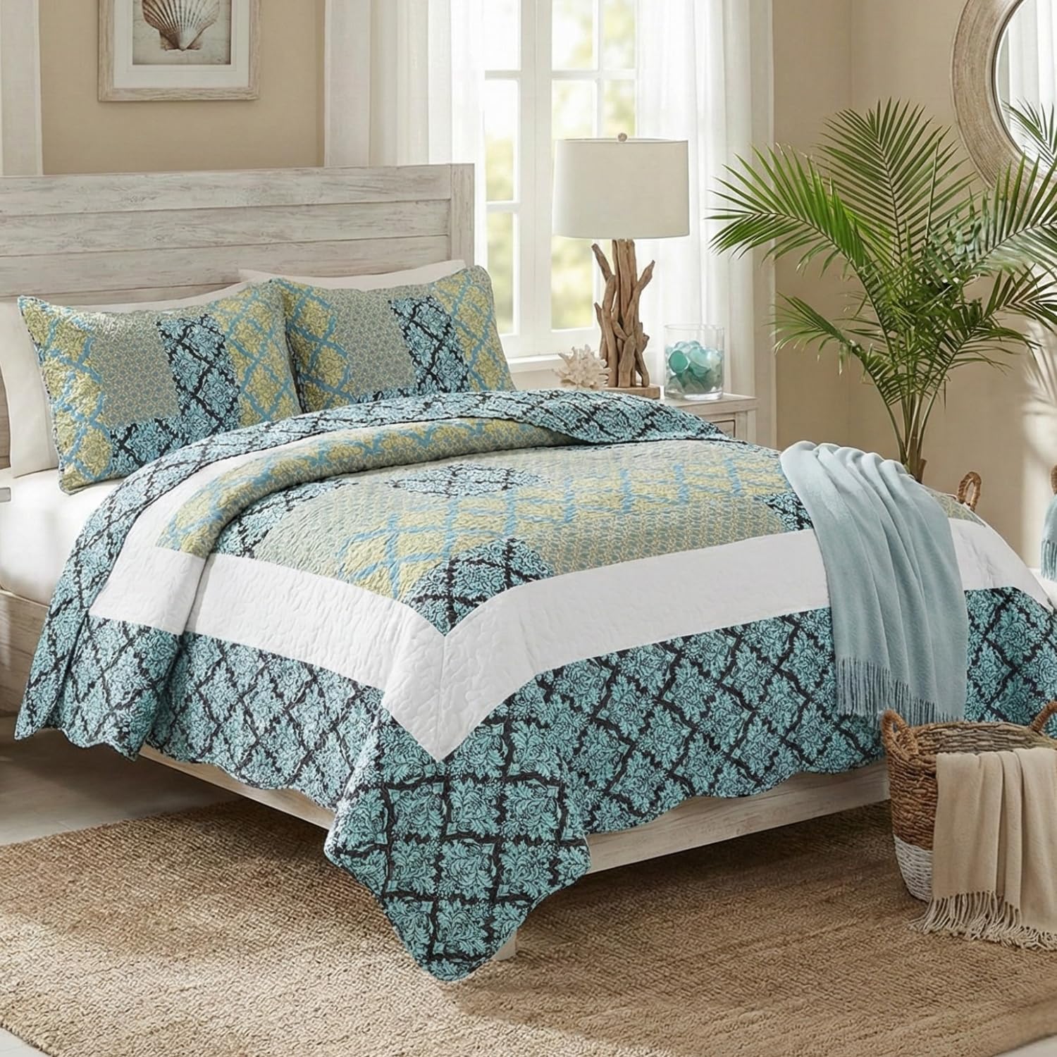 Tache Ivy Queen Patchwork Quilt - Reversible Coastal Turquoise & Aqua Floral Bedspread - Lightweight Breathable Summer Coverlet Set - 3 Piece (94 x 94 Inch)