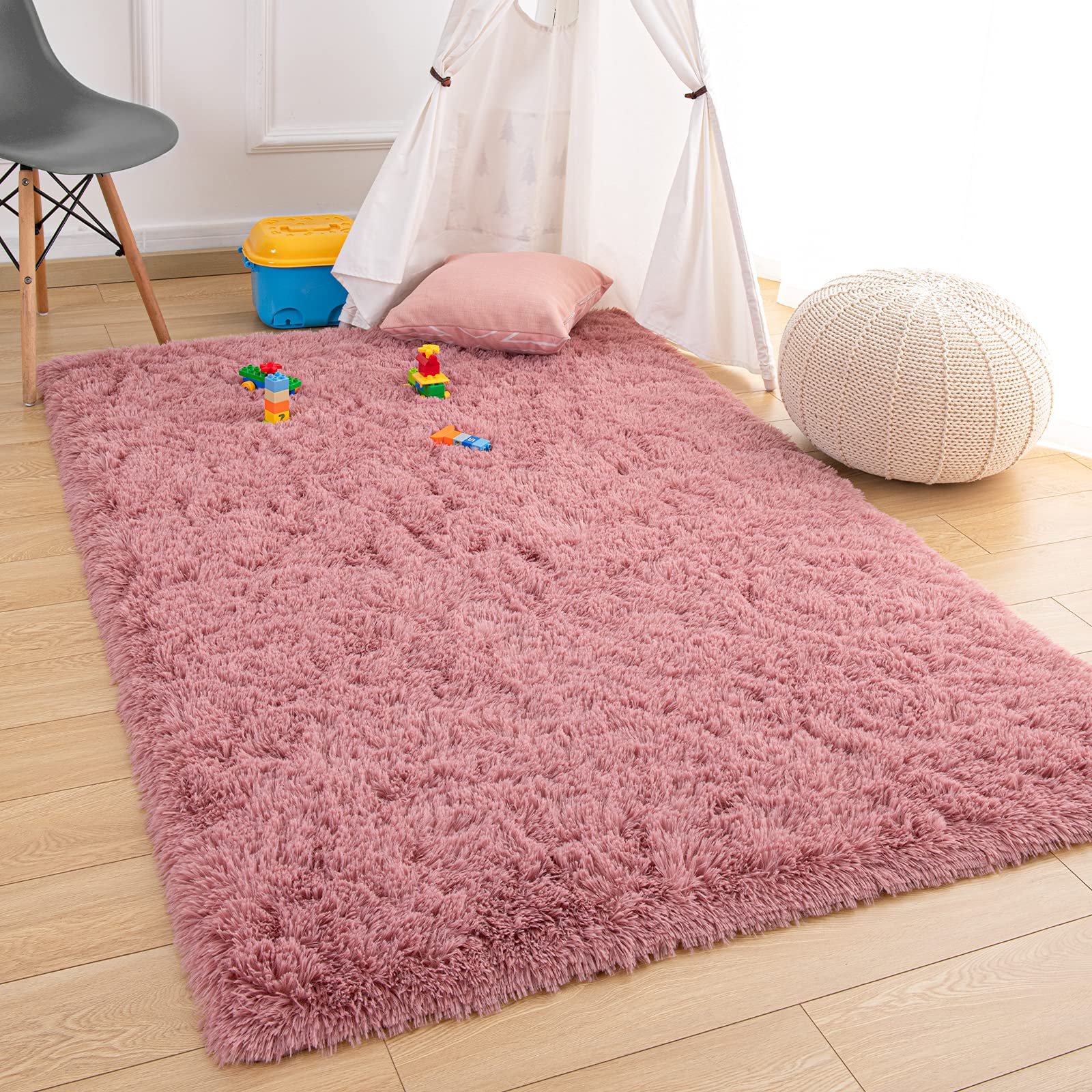 Ompaa Fluffy Rug, Super Soft Fuzzy Area Rugs for Bedroom Living Room - 6' x 9' Large Plush Furry Shag Rug - Kids Playroom Nursery Classroom Dining Room Decor Floor Carpet, Blush