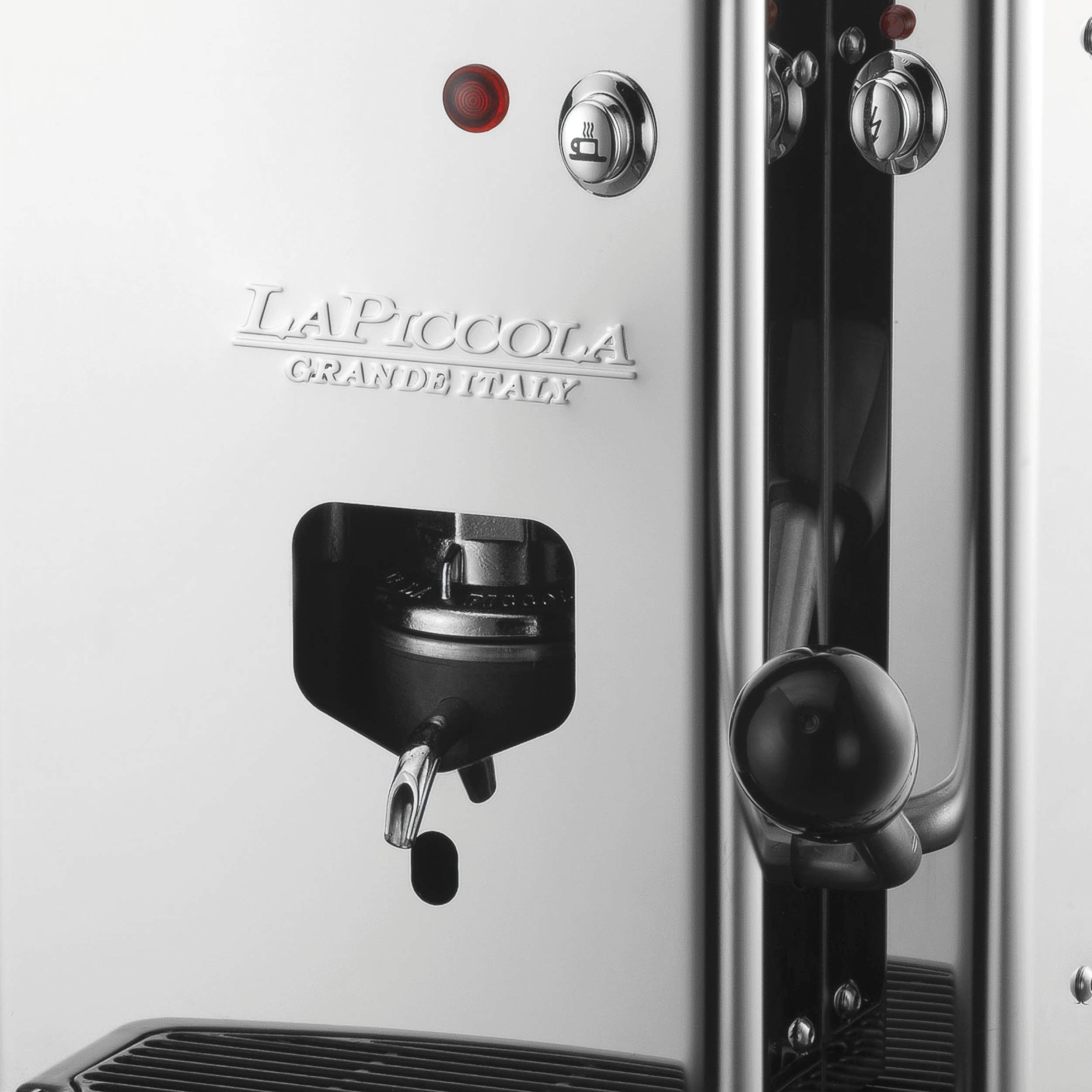 Lucaffe エスプレッソマシン サラ クラシック カフェポッド専用コーヒーマシン セミプロモデル Sara Series シルバー