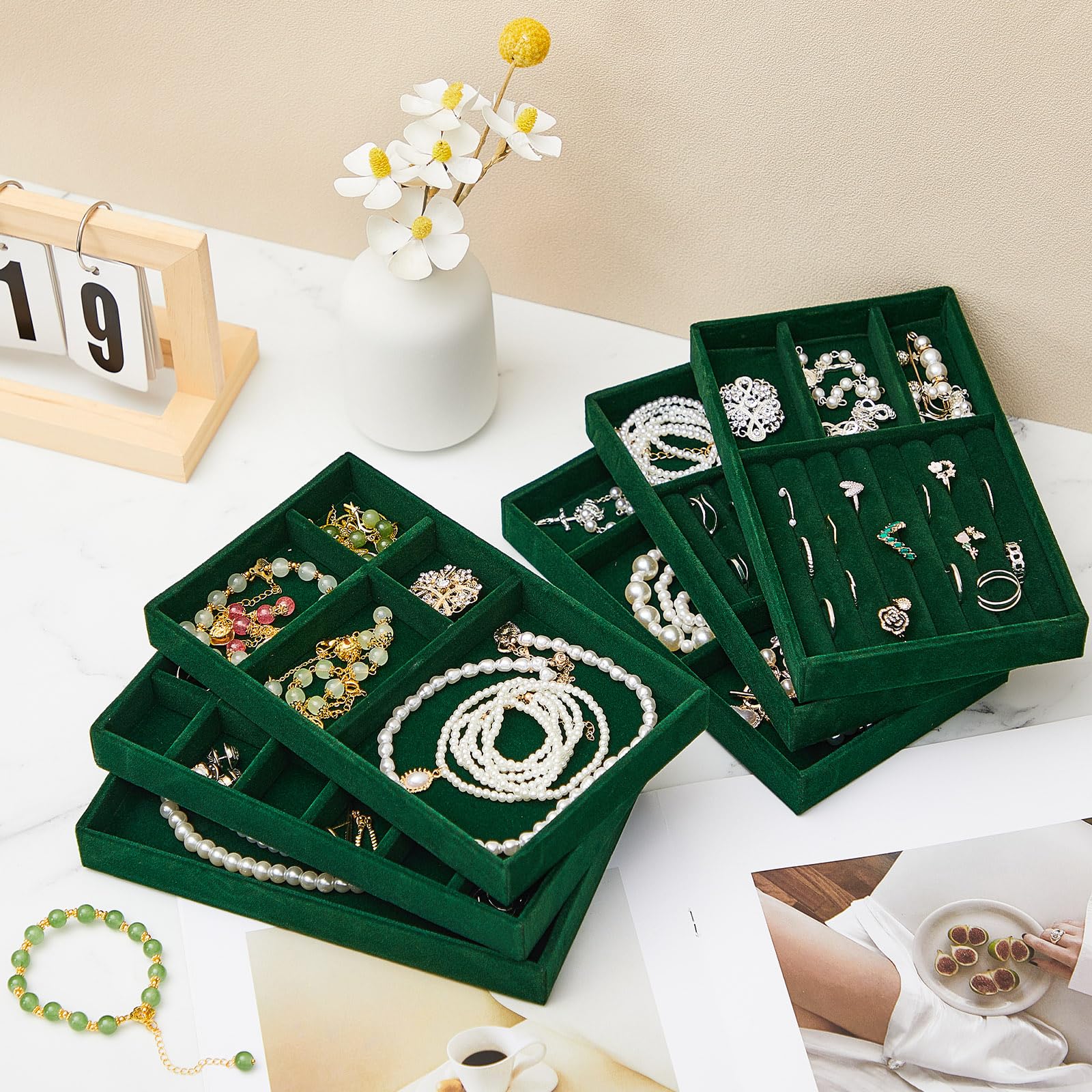 Junkin 18 vassoi in velluto impilabili per gioielli, organizer per cassetti e gioielli, con divisori, per orecchini e braccialetti (verde scuro)