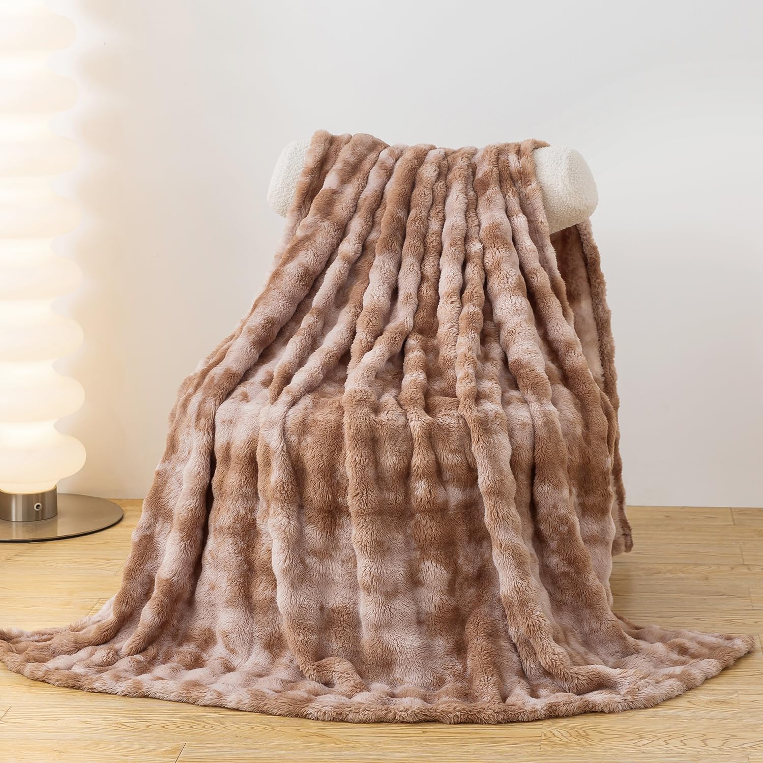 Couverture polaire kaki pour cocooning sur le canapé ou en voiture