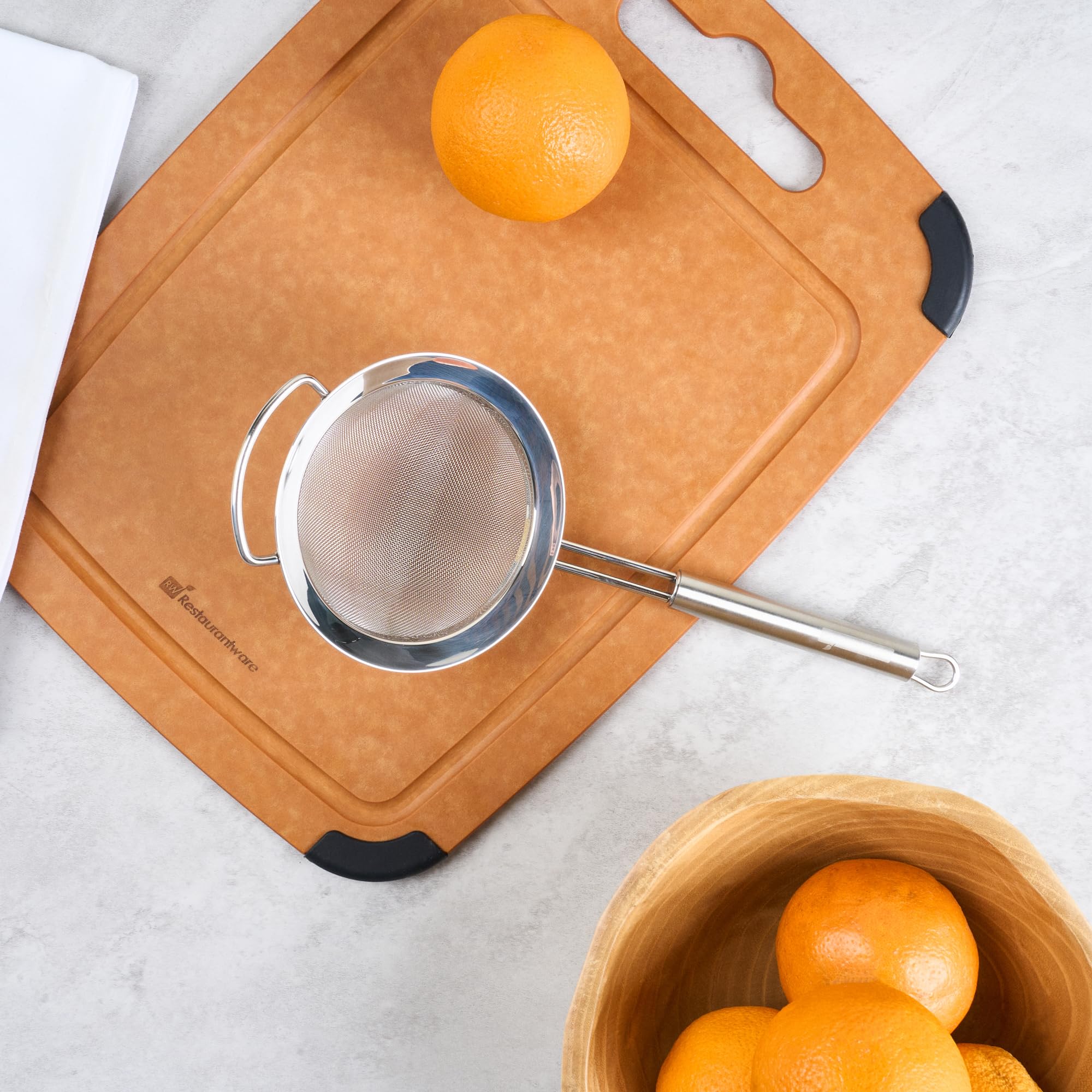 Restaurantware - Tamiz de malla estándar alemán de 4.7 pulgadas, 1 colador de malla fina con asa, tamiz ultra duradero, apto para lavavajillas, colador de alimentos de acero inoxidable, para arroz,