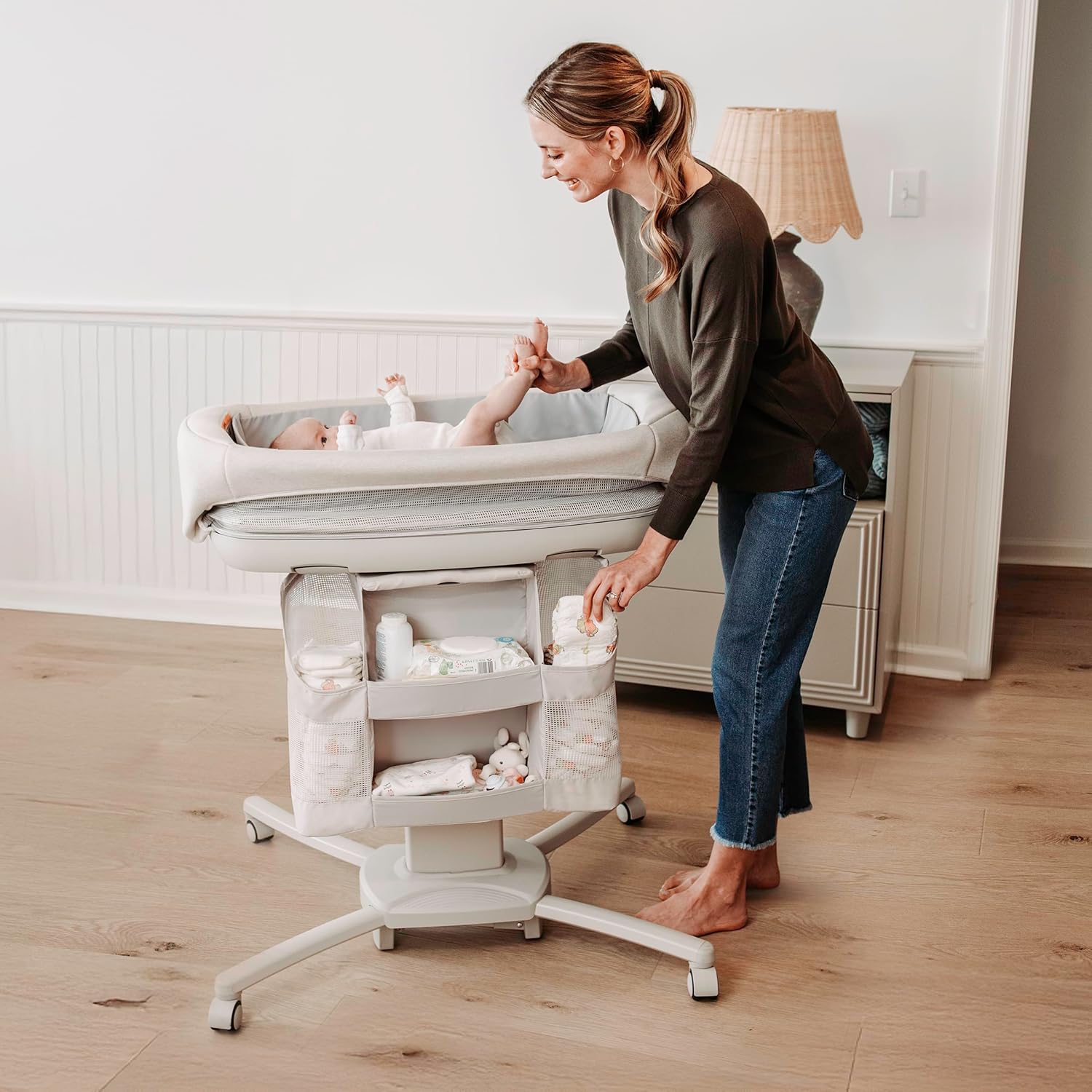 Chicco Close to You 3-in-1 Bassinet, Bedside Sleeper and Changing Table with Storage Organizer, Adjustable Height, Oat/Beige