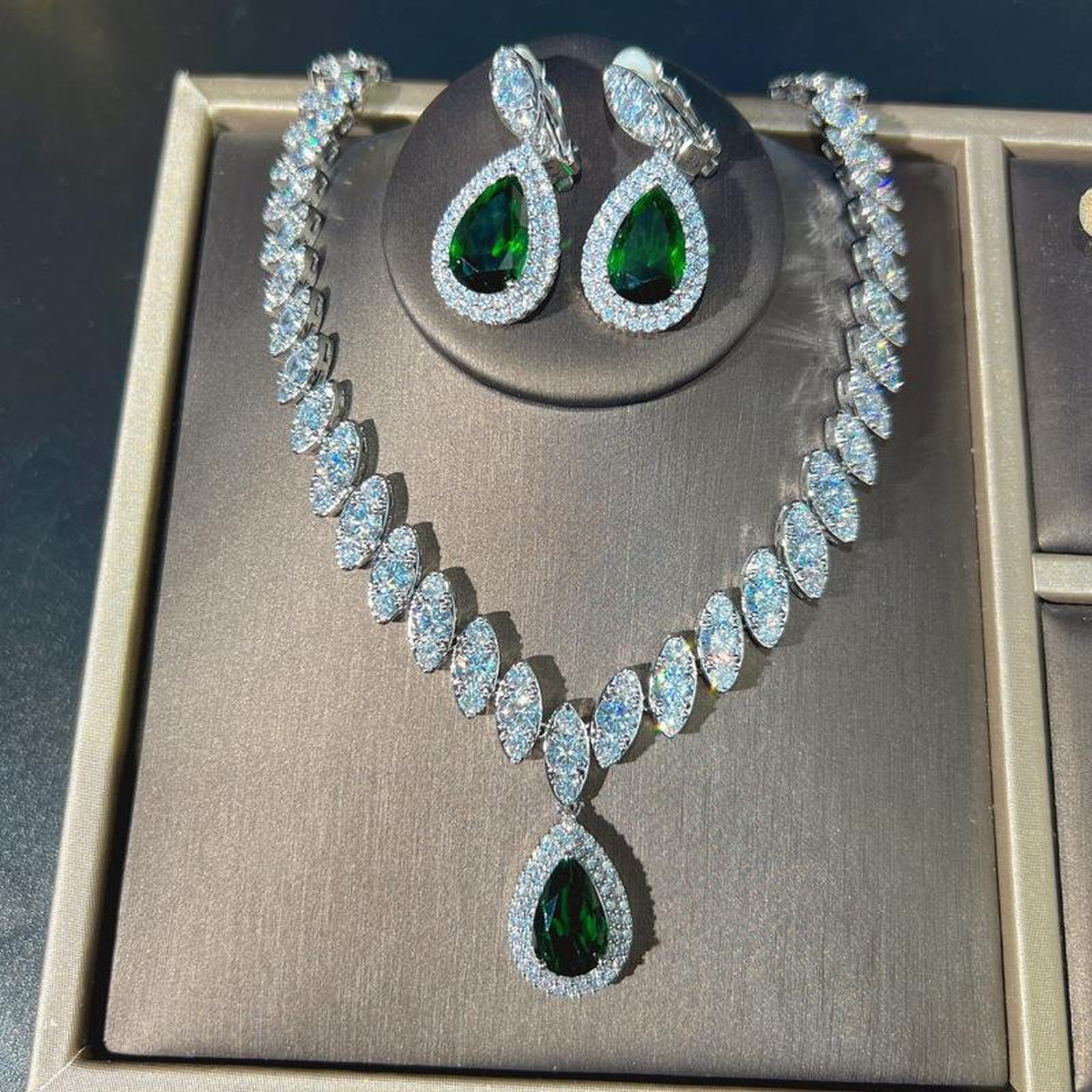 Set di gioielli da sposa per donna, collana AAA + zircone set di gioielli anallergici regalo di compleanno per fidanzamento matrimonio, set di gioielli da sposa per donna per festival