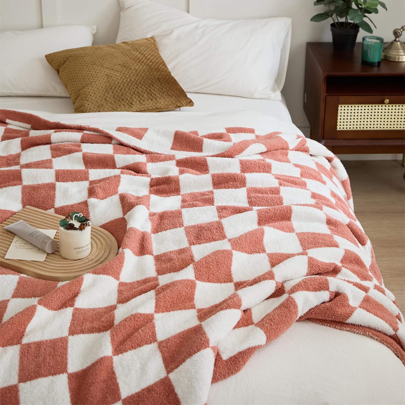 Amazon.com: YIRUIO Throw Blankets Checkerboard Grid Chessboard Gingham  Warmer Comfort Reversible Microfiber Shaggy Cozy Decor for Home Bed Couch  (red, 60''x79'') : Home u0026 Kitchen