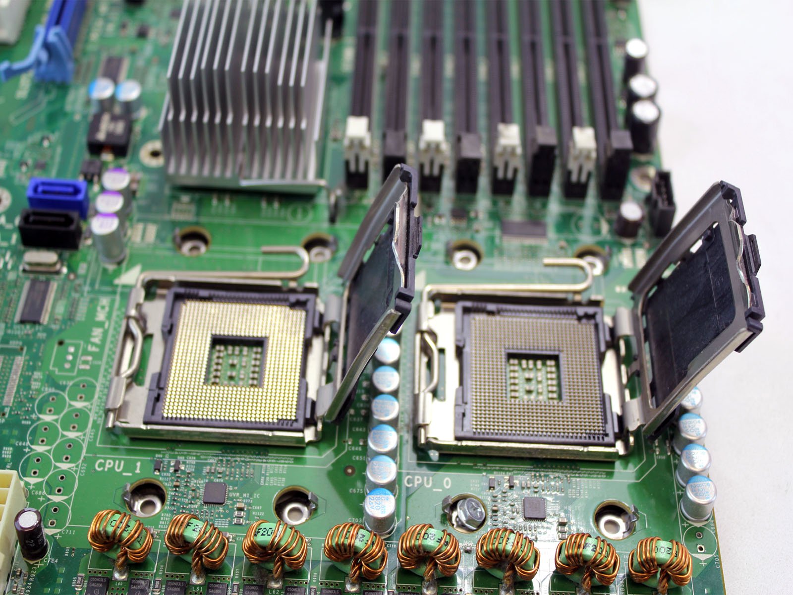 Dell Precision T5400 workstation LGA771 System Motherboard RW203 
