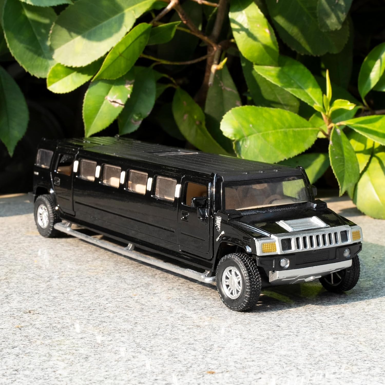 1/32 Hummer H2 Car Model, Diecast Car Toy with Sound and Light, Alloy Stretch Limousine Pull Back Toy Vehicle for Adult Kids Boys Girls (Black)
