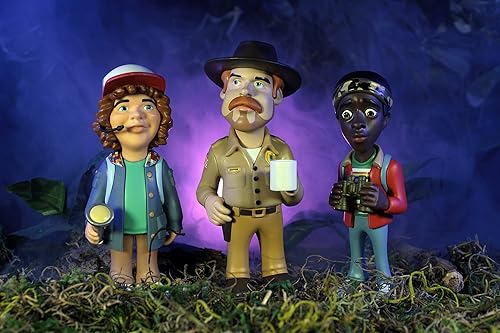 Vista 21 de Figura de vinilo Mego The Witcher: Yennefer MINIX