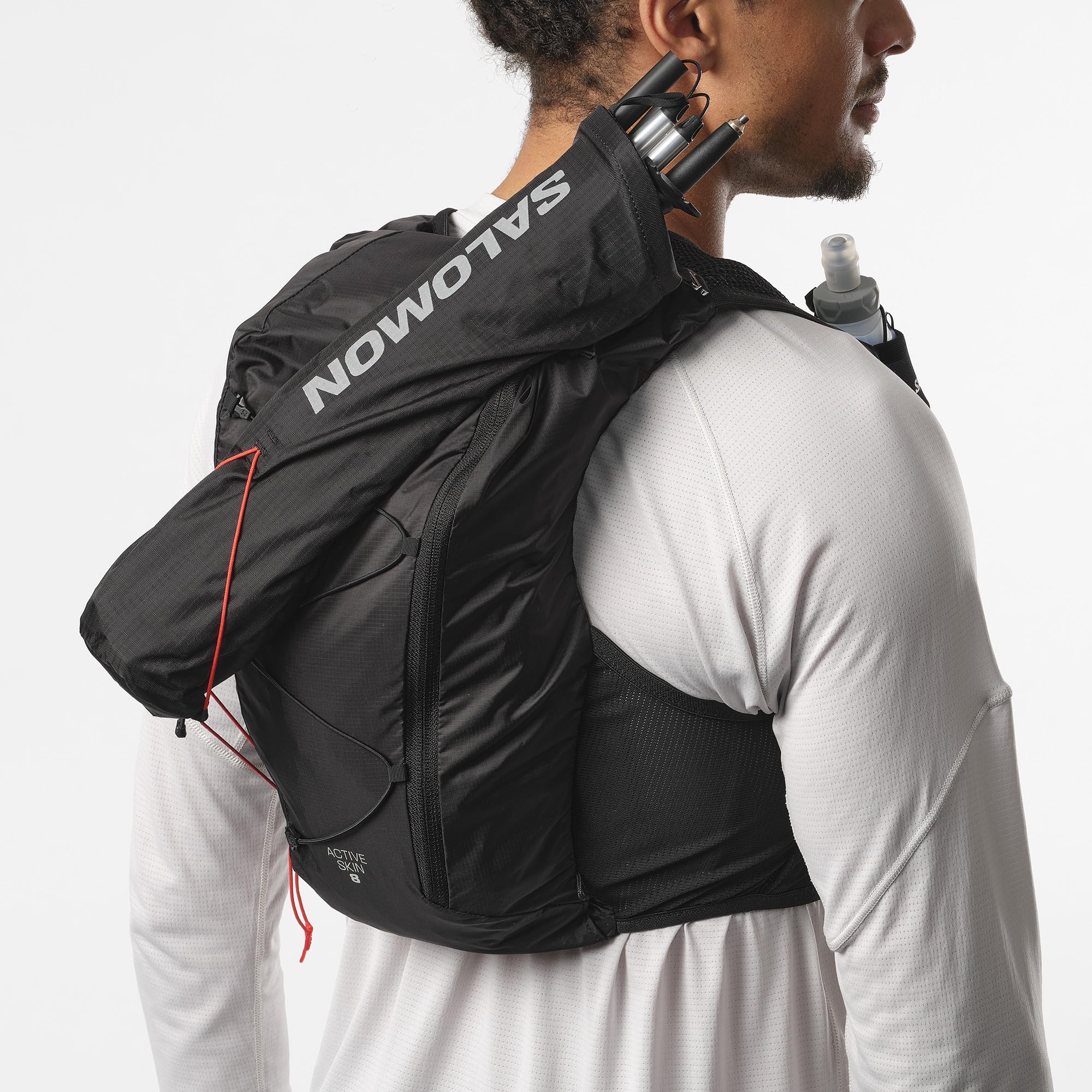 Salomon Active Skin 8 Unisex kamizelka do biegania nawodnienie szlak turystyczny z butelkami w zestawie, łatwe nawodnienie, precyzyjne dopasowanie 8 l i zoptymalizowane przechowywanie