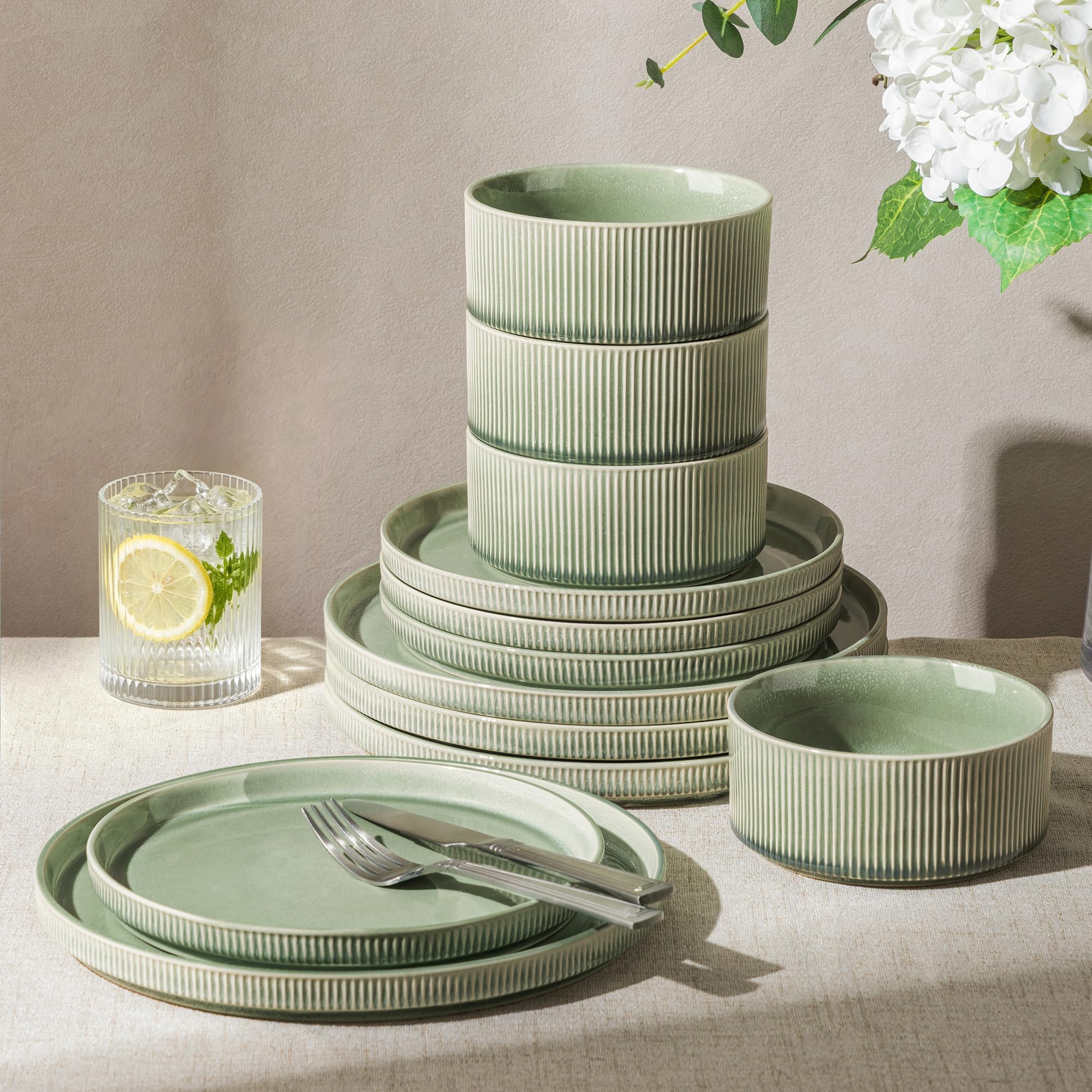 Stoneware Dinnerware Sets for 4,12-Piece Plates and Bowls Set