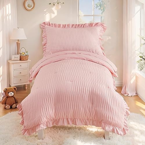 Cozyholy Juego de ropa de cama de 4 piezas con textura de sirsaca para niñas, juego de sábanas para cuna con volantes rosados, ropa de cama ligera